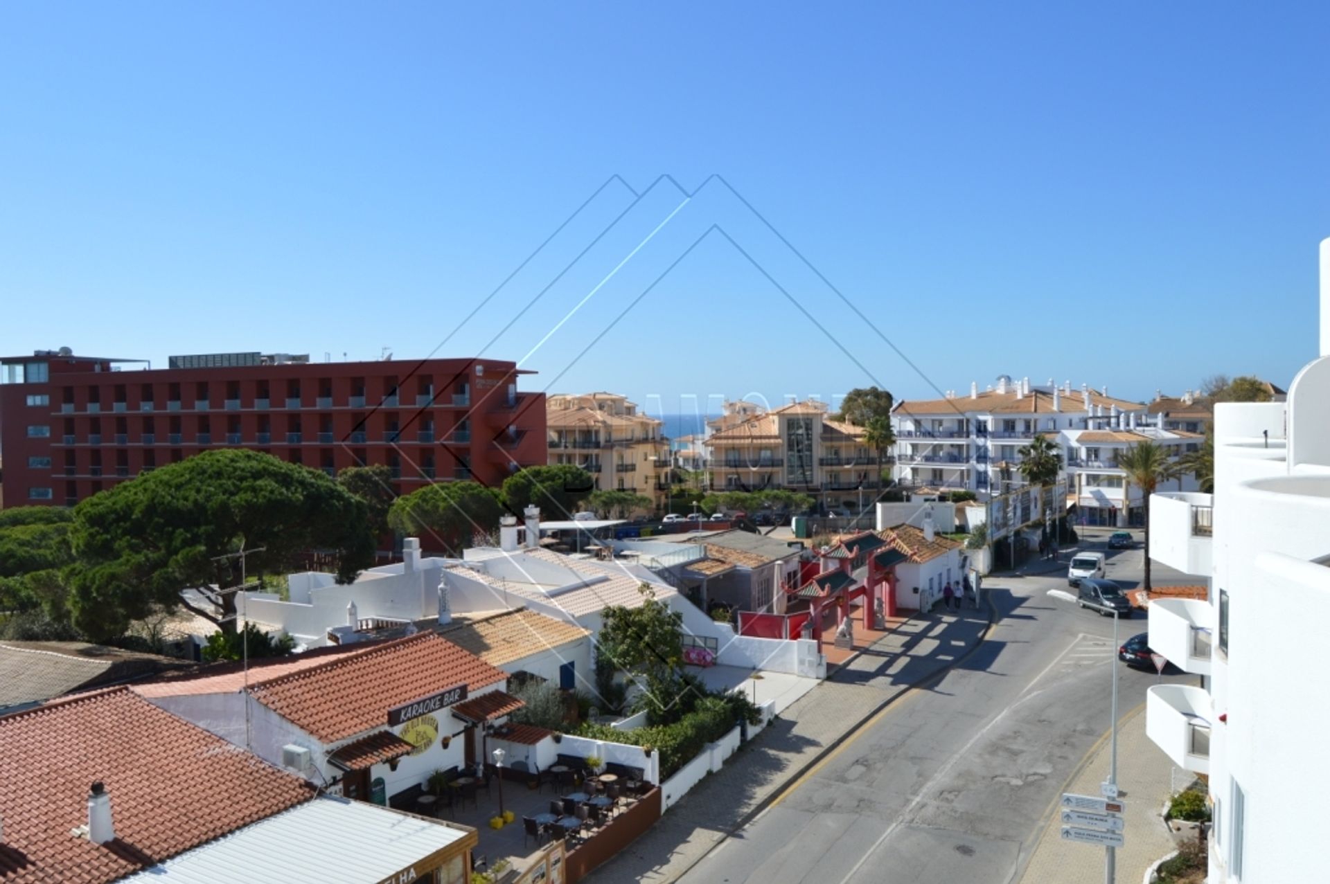 सम्मिलित में Albufeira, Faro District 10760864