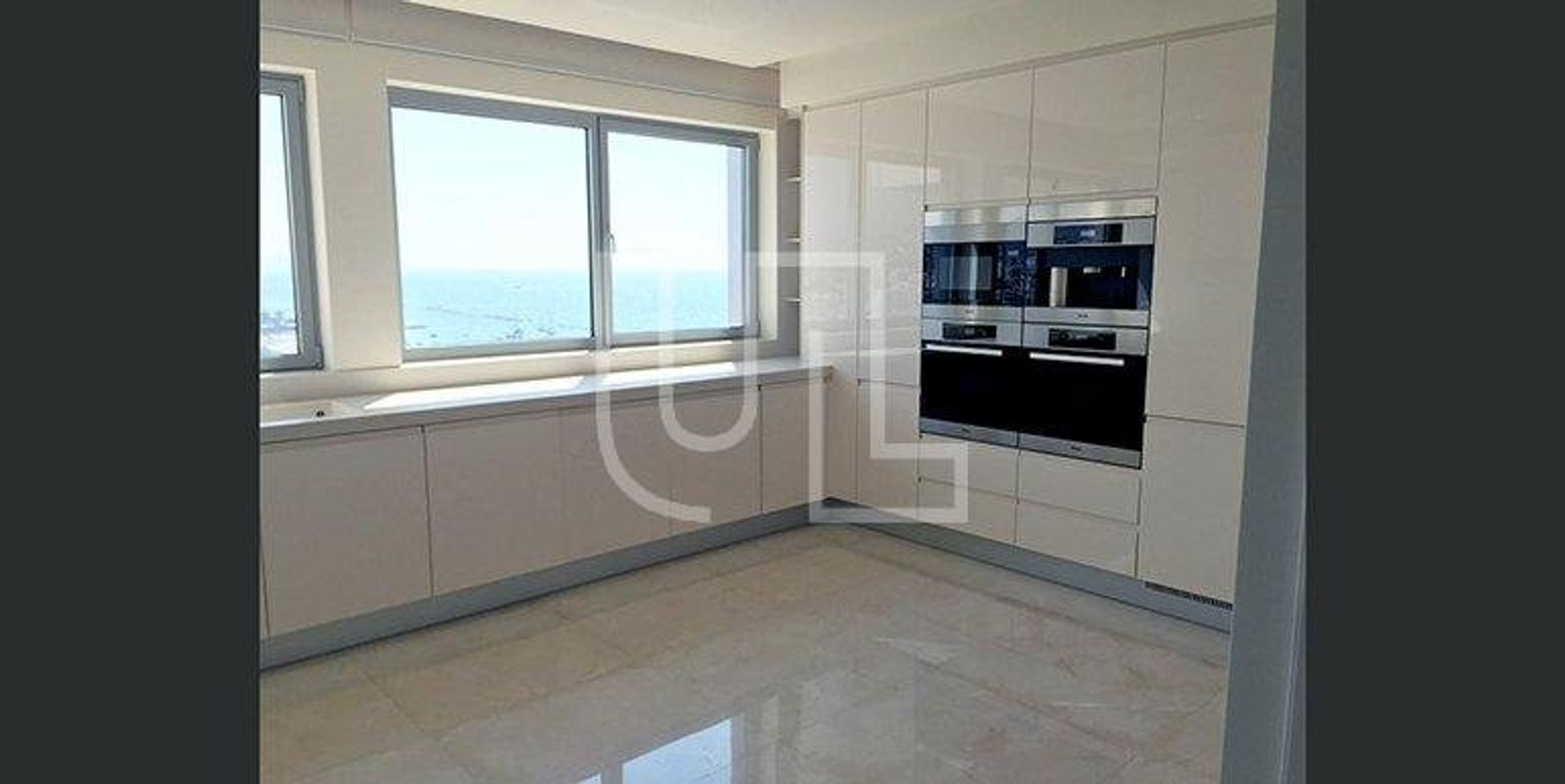 Condominio en Limassol, Limassol 10761141