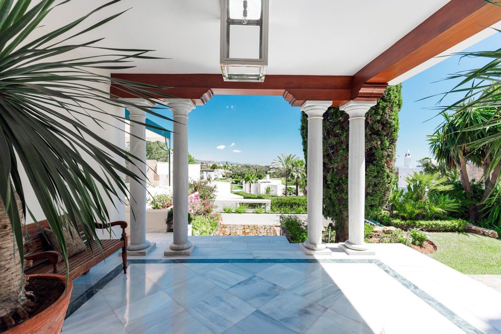 House in Marbella, Andalucía 10761450