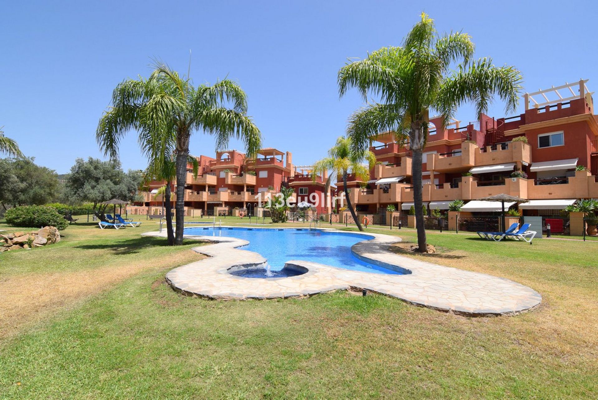 Condominium in Marbella, Andalucía 10761595