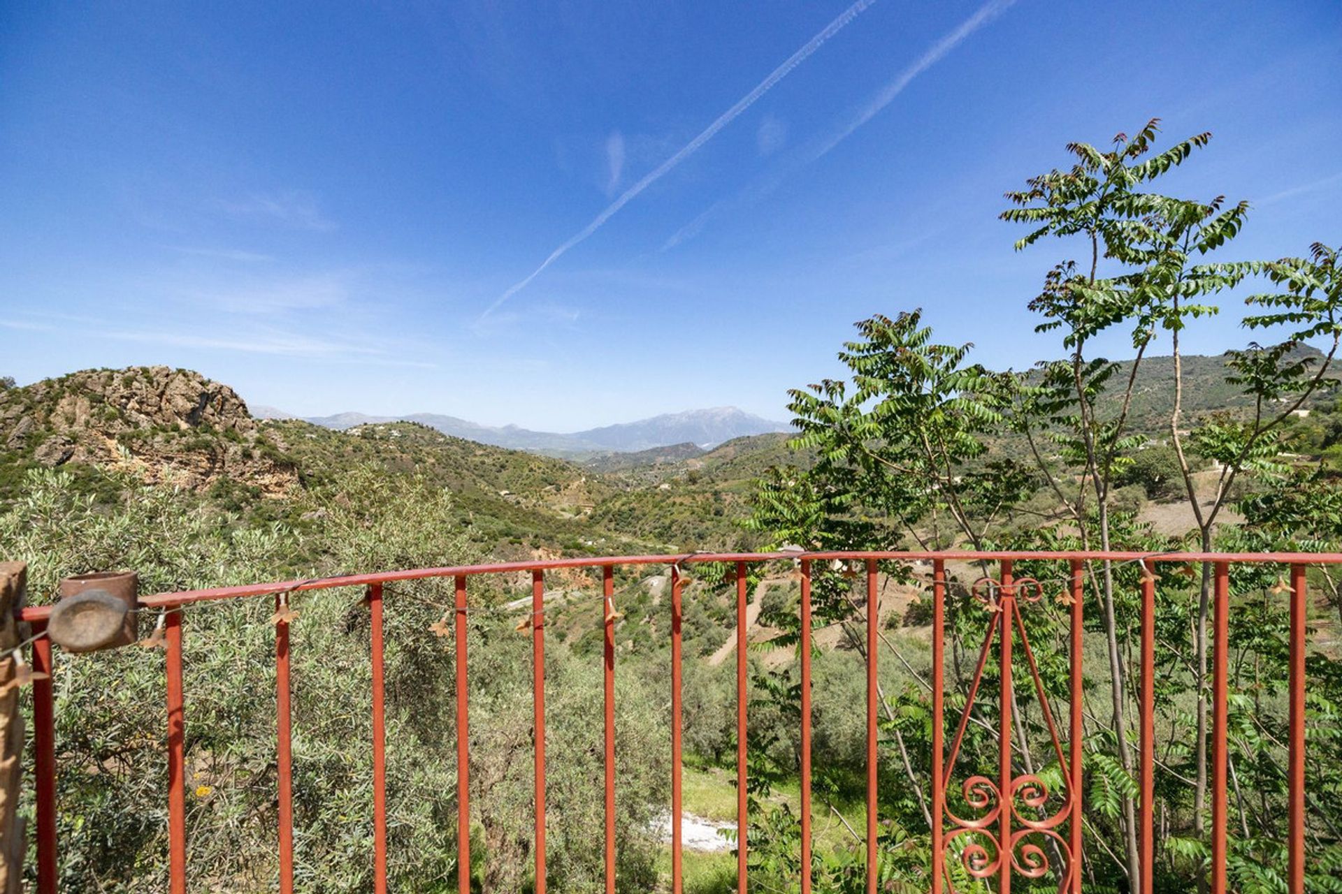 Perindustrian dalam Comares, Andalucía 10761615