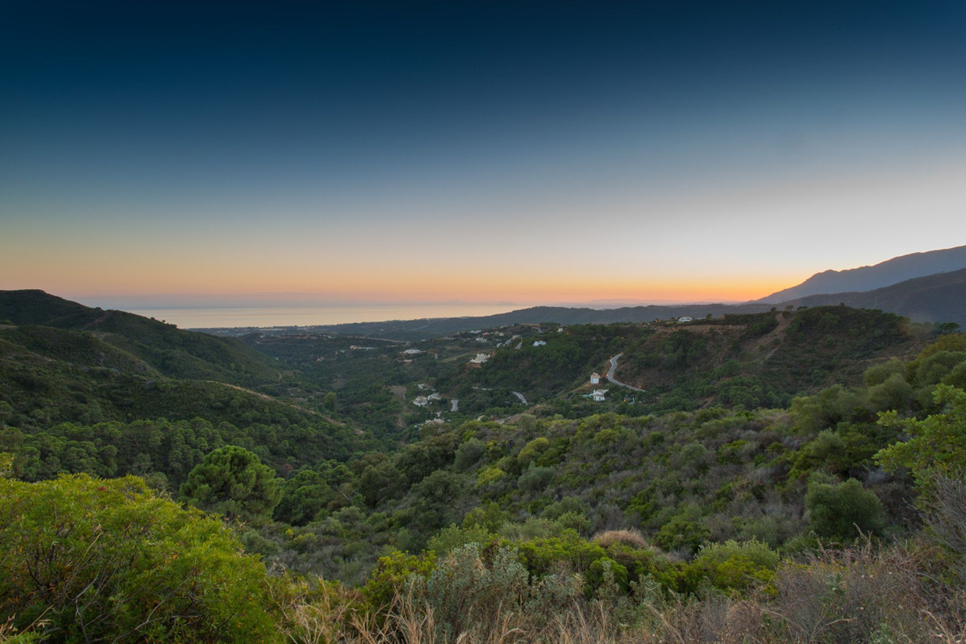 Land im Benahavis, Andalusien 10761633