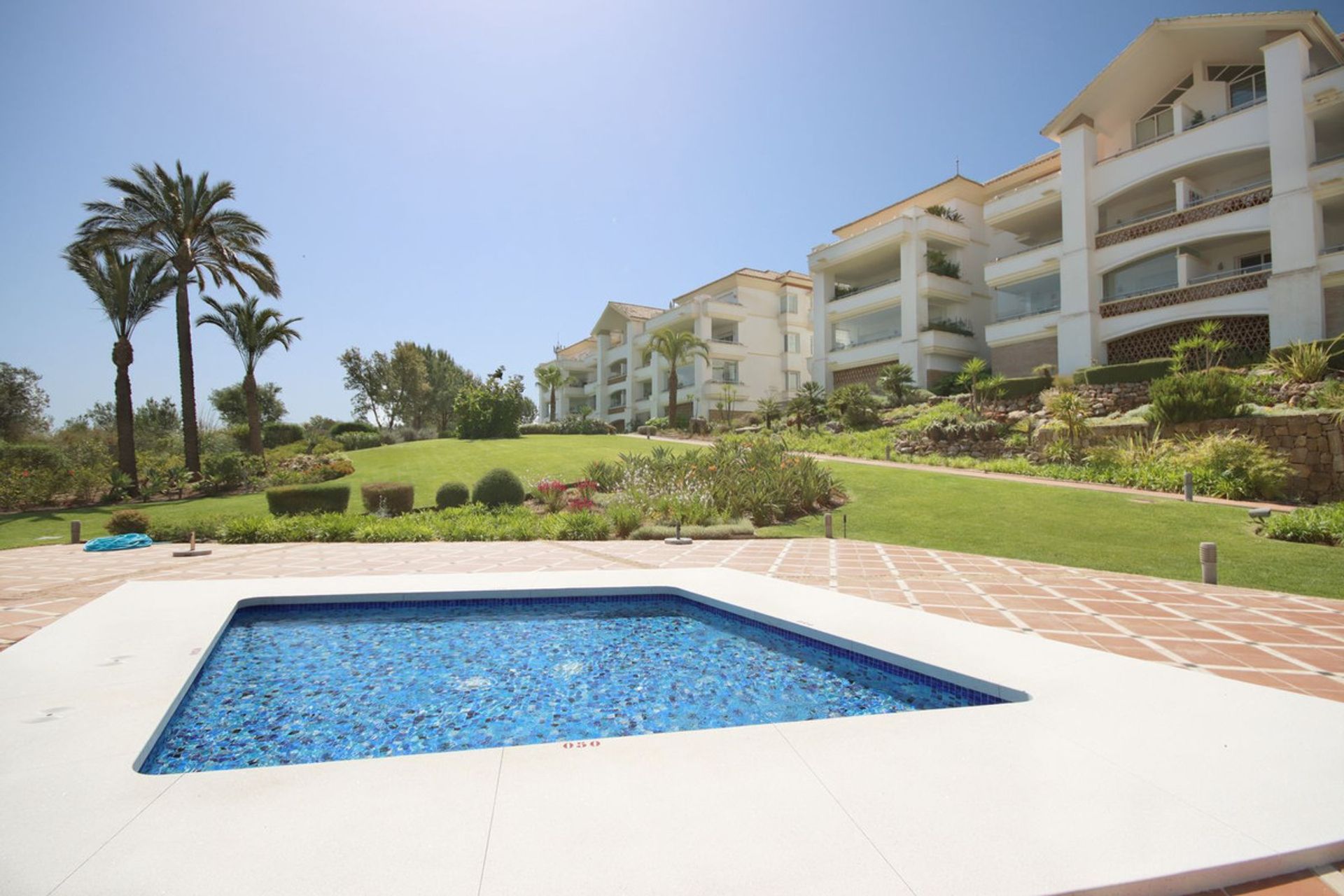 Condominium in Fuengirola, Andalusia 10761805