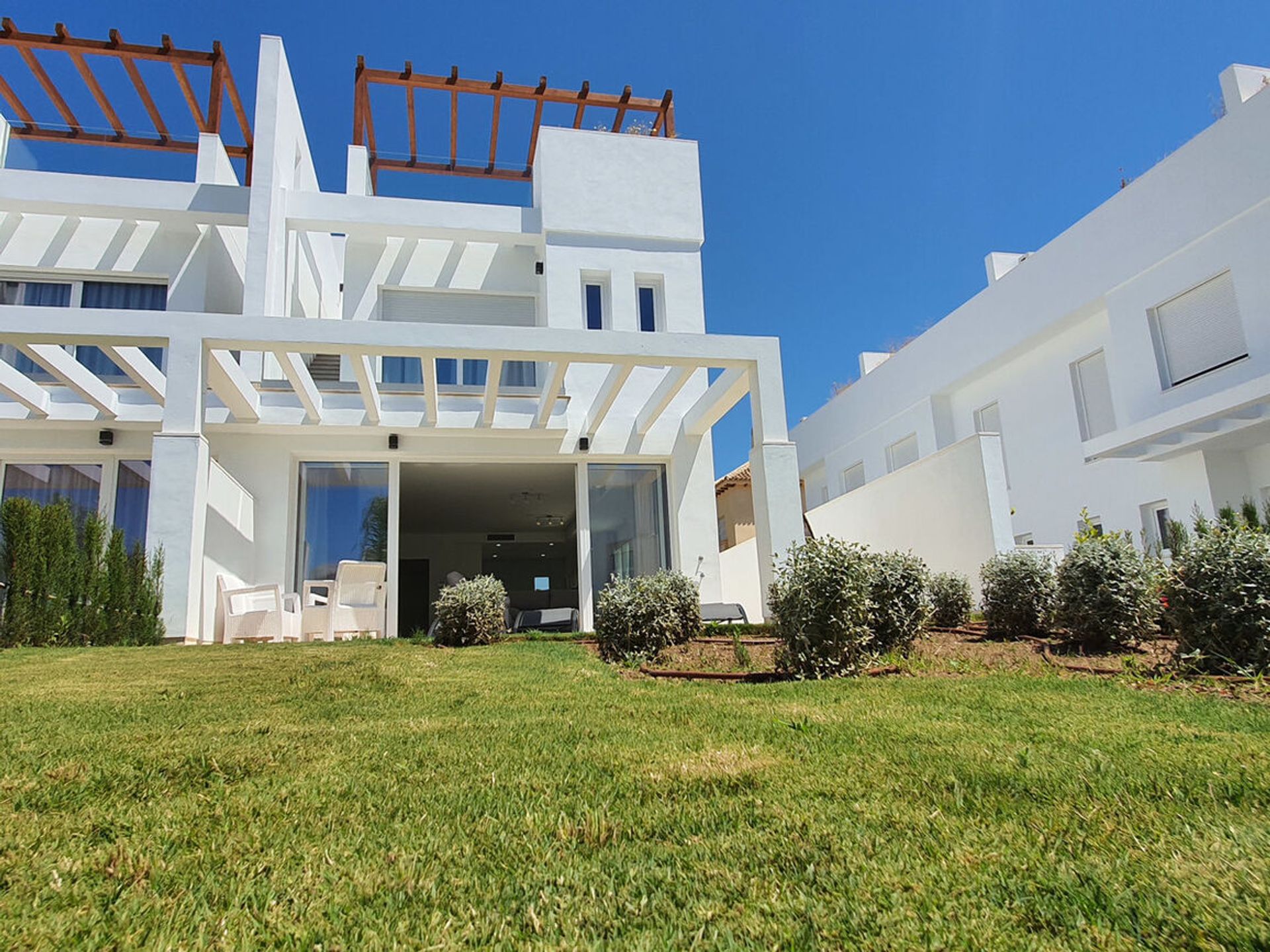 Casa nel Fuengirola, Andalusia 10761972