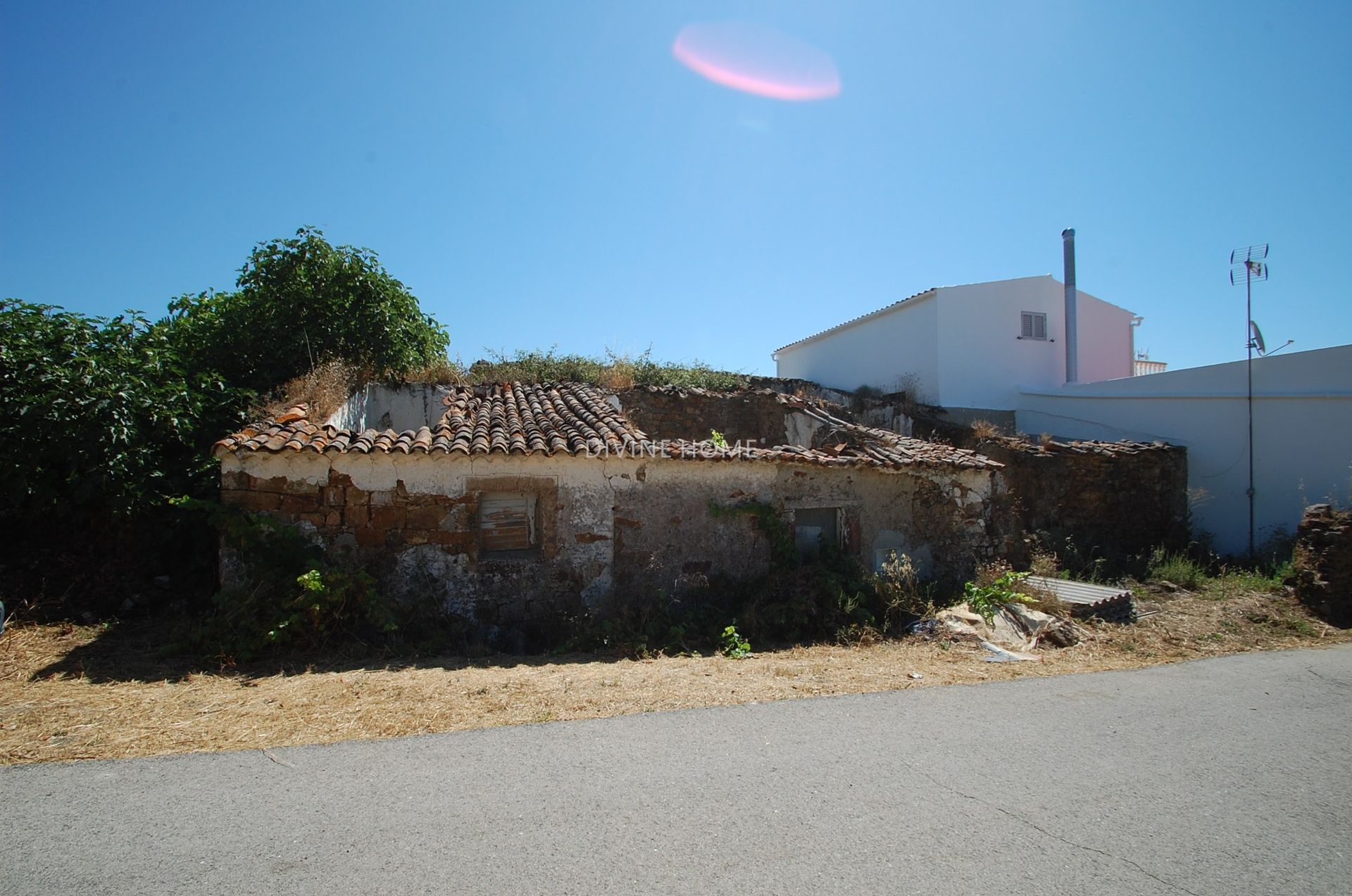 Terre dans Adéga, Faro 10762001