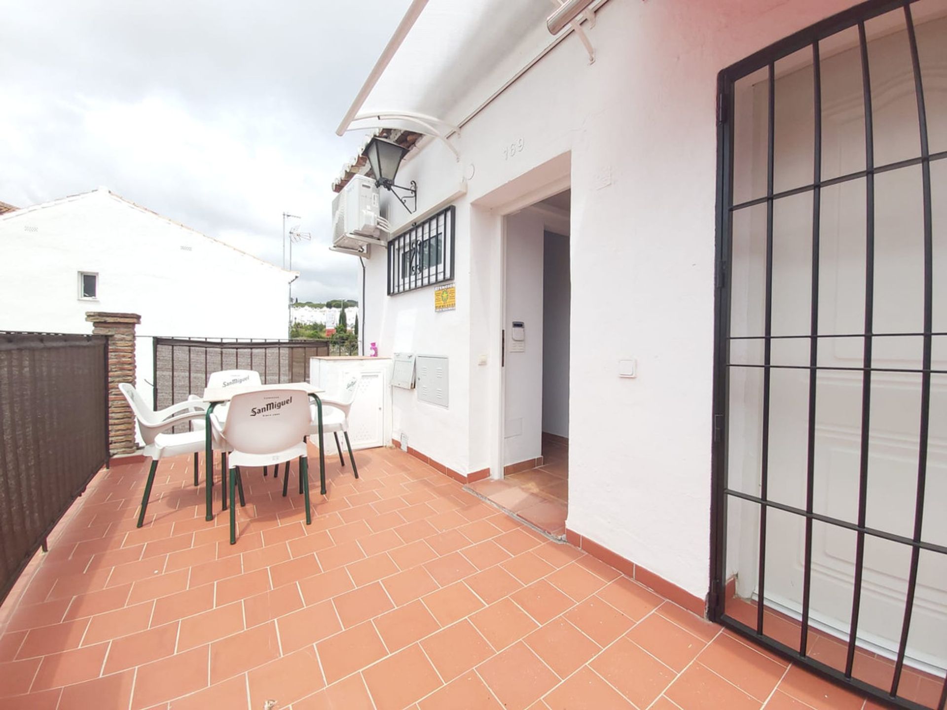 Condominium in Marbella, Andalucía 10762054