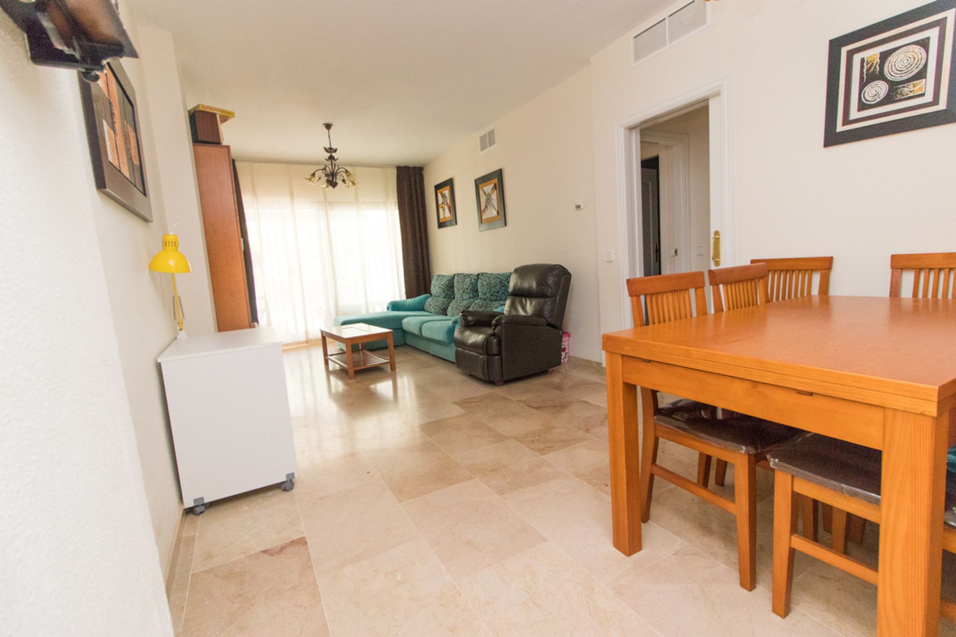 Condominium dans San Luis de Sabinillas, Andalousie 10762287