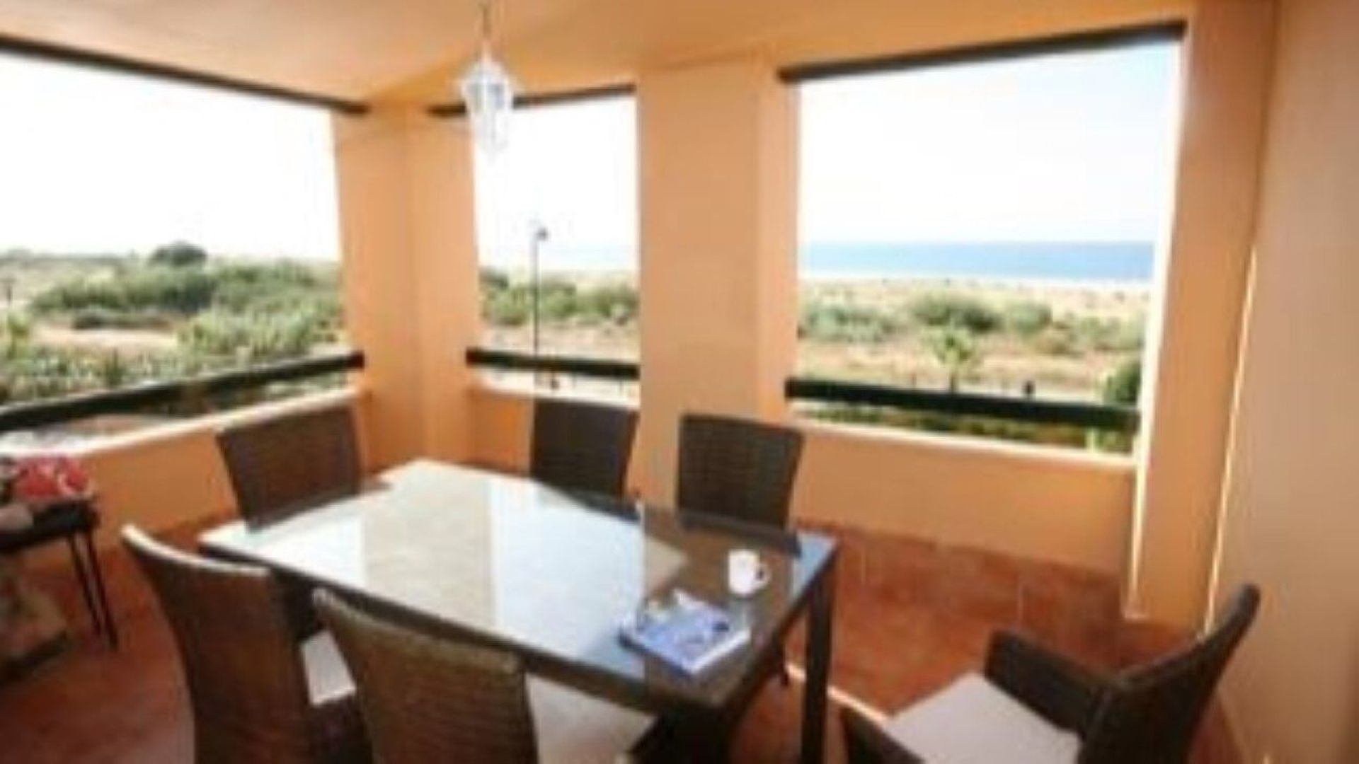 Condominium in Ayamonte, Andalucía 10762313