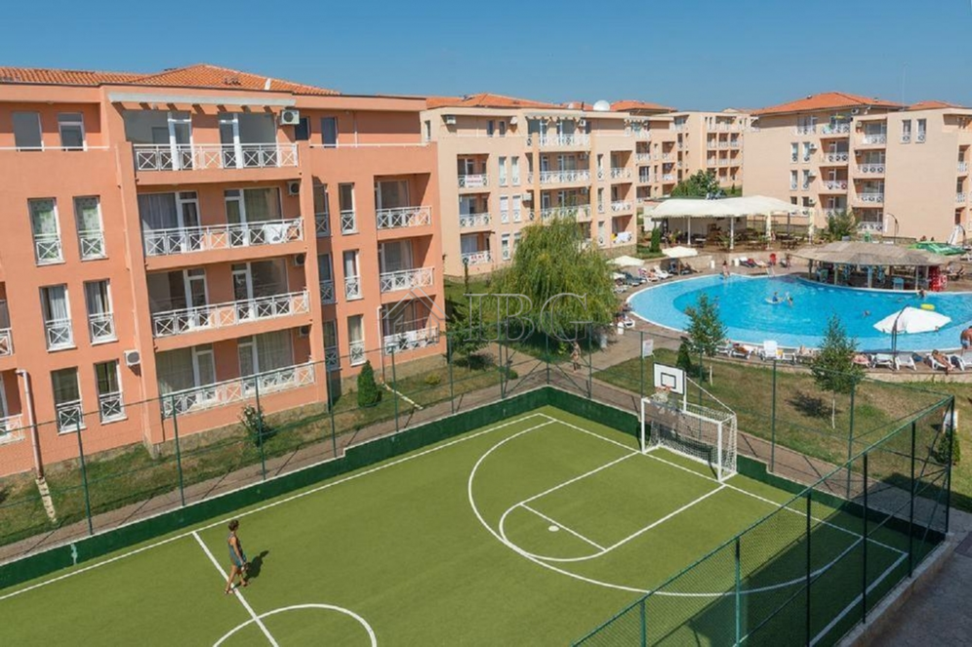 Condominium in Nessebar, Burgas 10762491