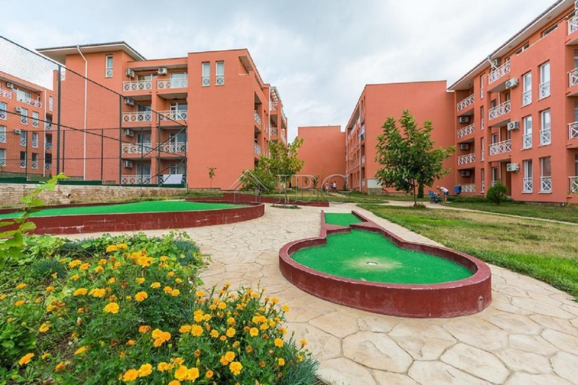 Condominium in Nessebar, Burgas 10762491