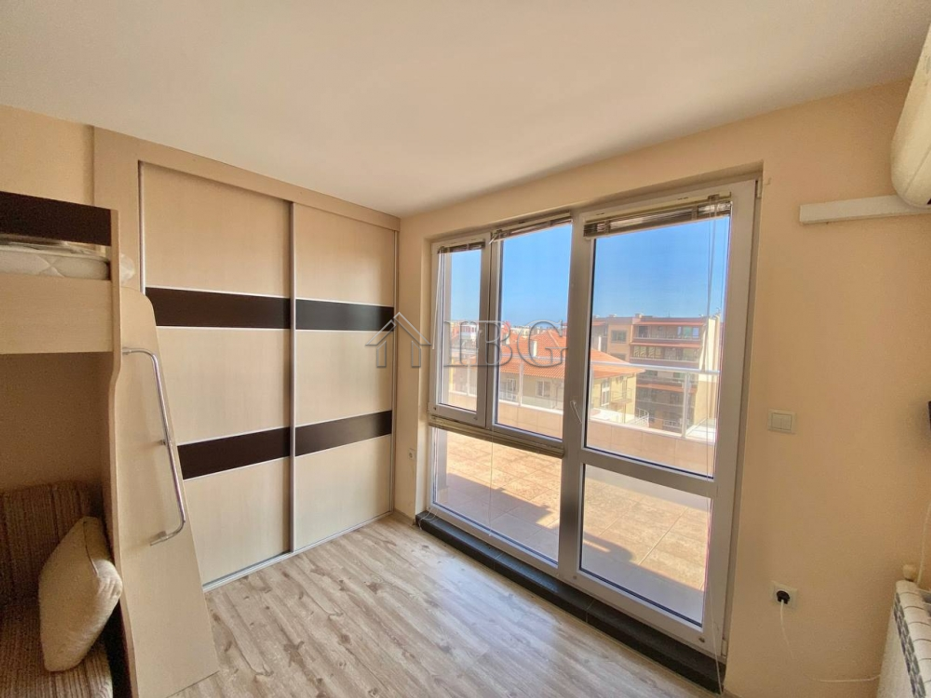 Condominio en Pomorie, Burgas 10762504