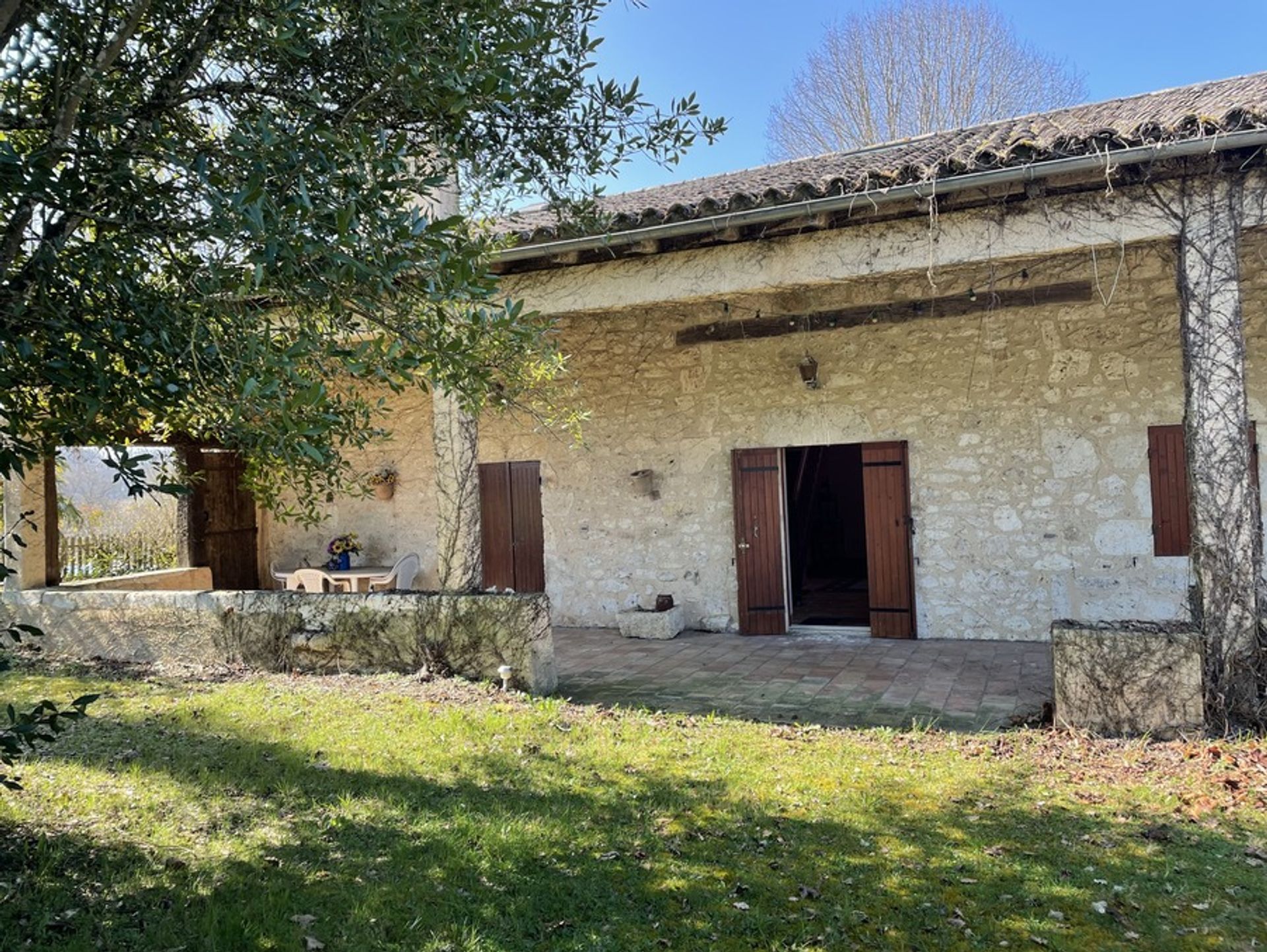 σπίτι σε Saint-Capraise-d'Eymet, Nouvelle-Aquitaine 10762724