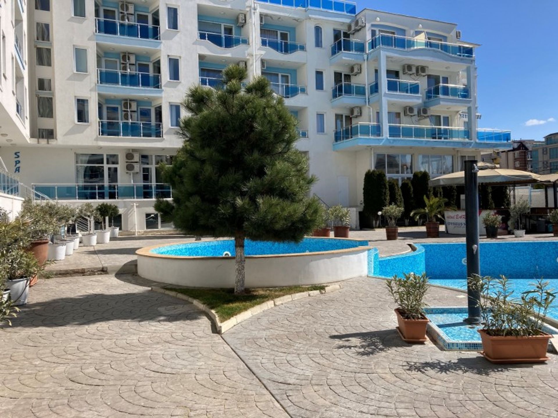 Condominium in Nessebar, Burgas 10762759