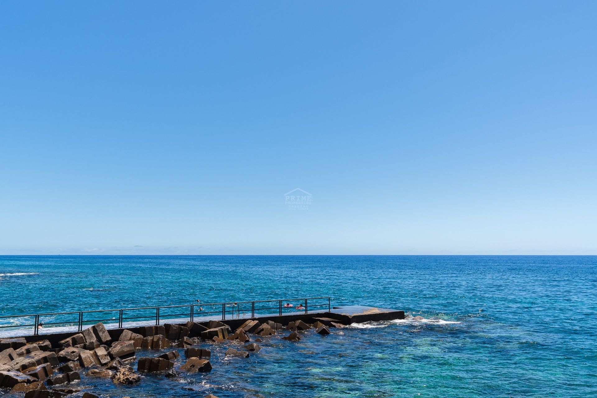 工业的 在 Jardim do Mar, Madeira 10762937