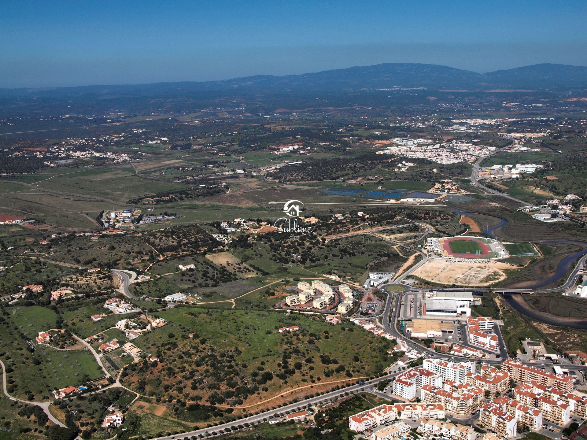 Tierra en Lagos, Faro 10762956