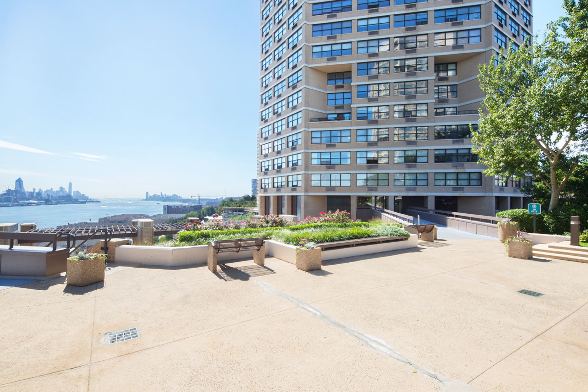 Condominium dans Guttenberg, 7004 Boulevard East 10763069