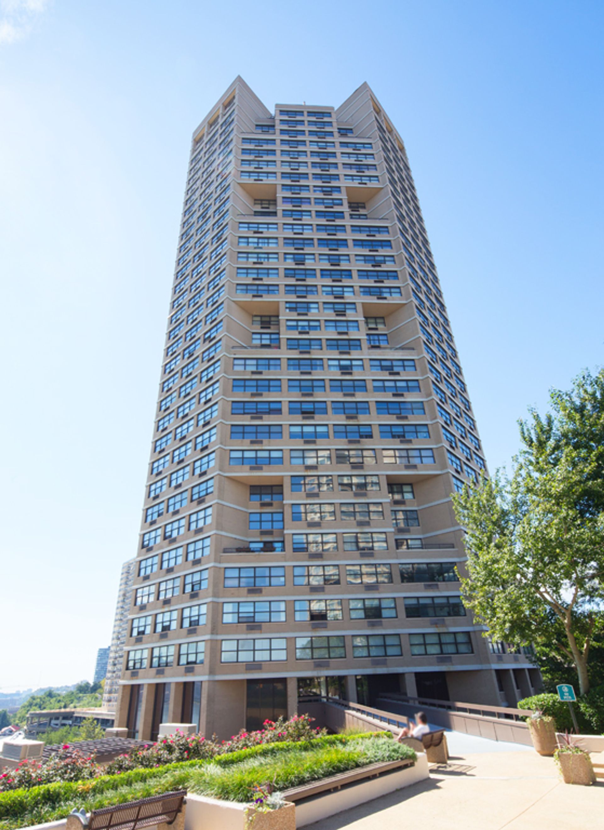 Condominium dans Guttenberg, 7004 Boulevard East 10763069