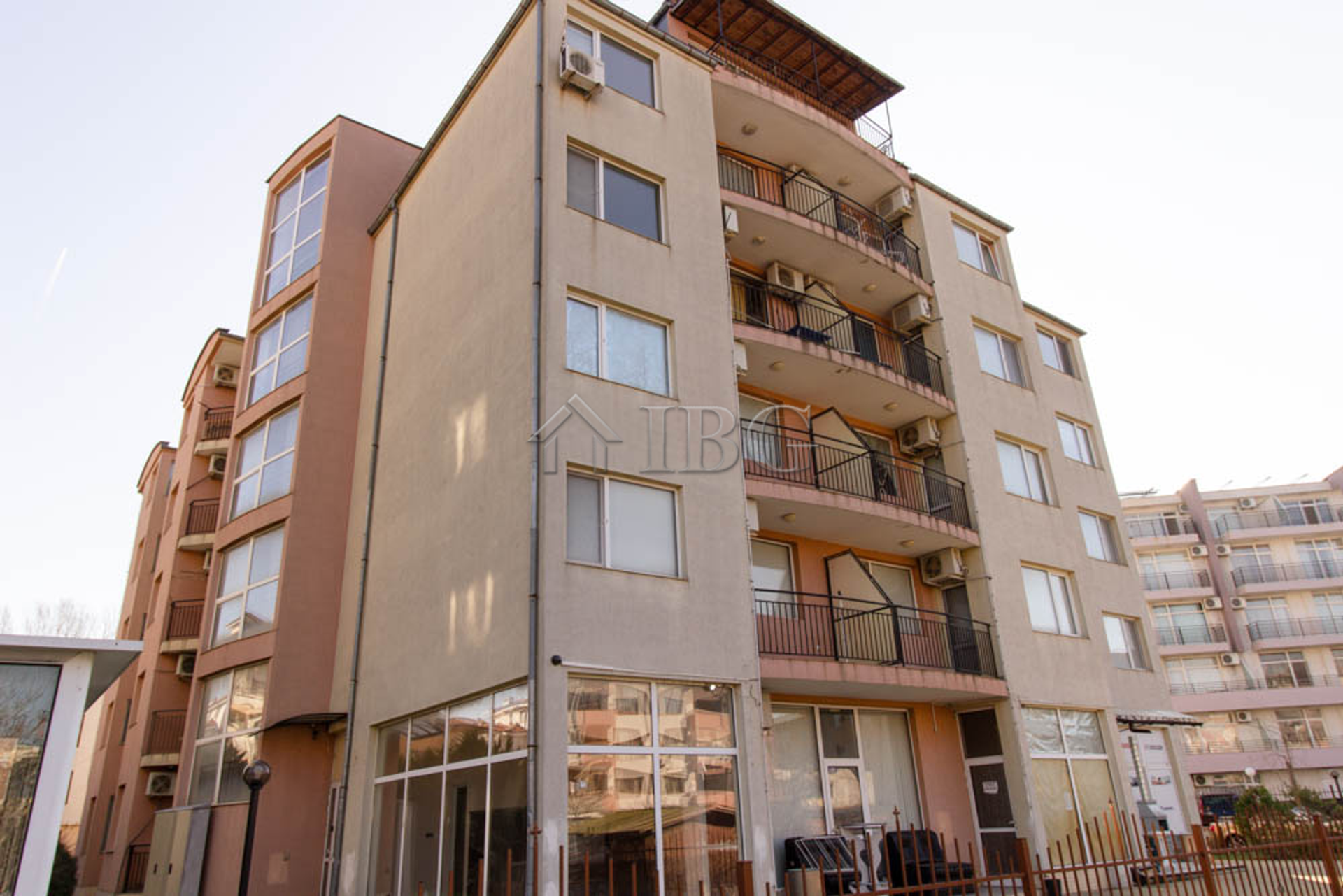 Condominium dans Nessebar, Burgas 10763193