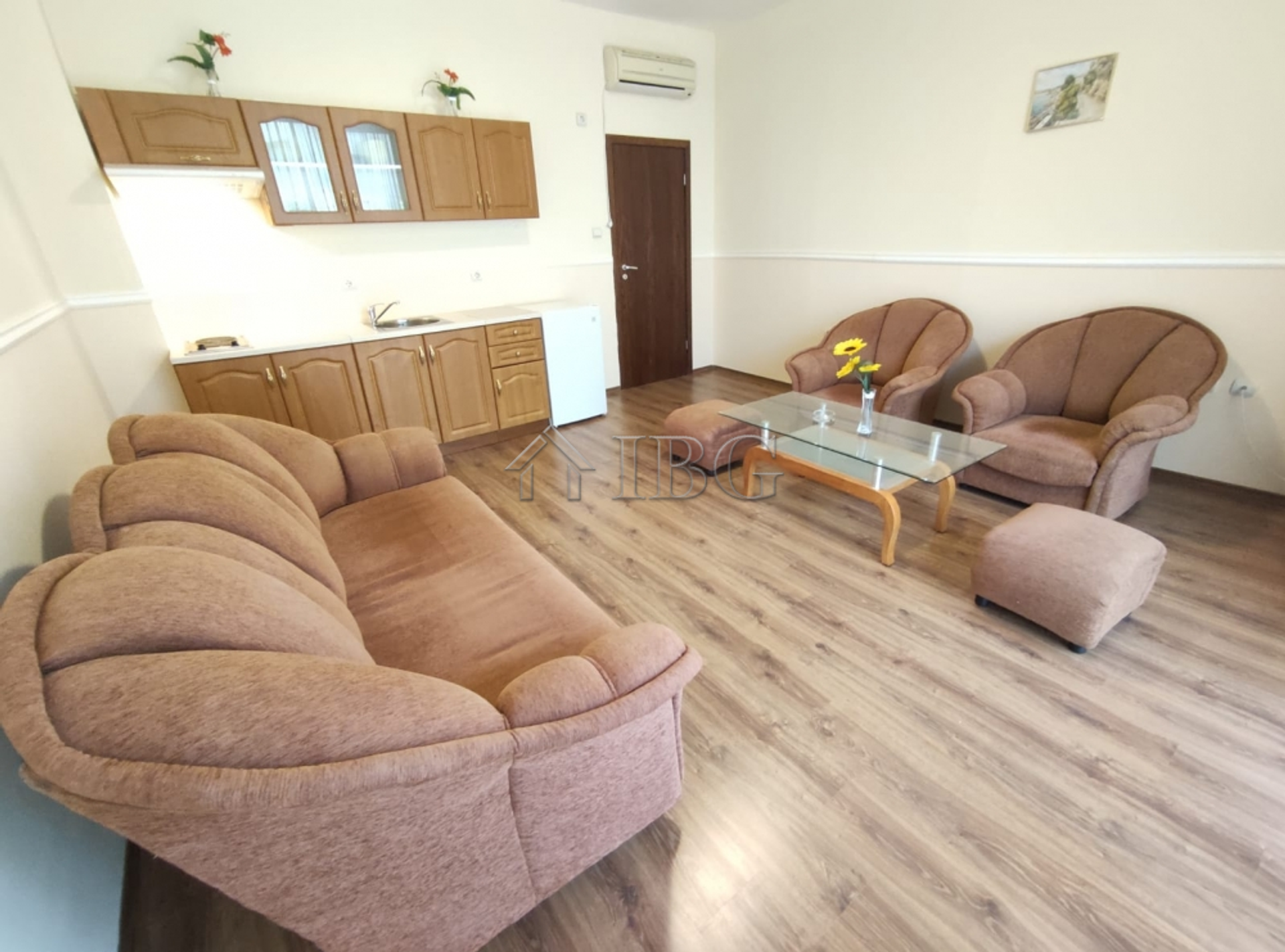 Condominium in Nesebar, Burgas 10763206