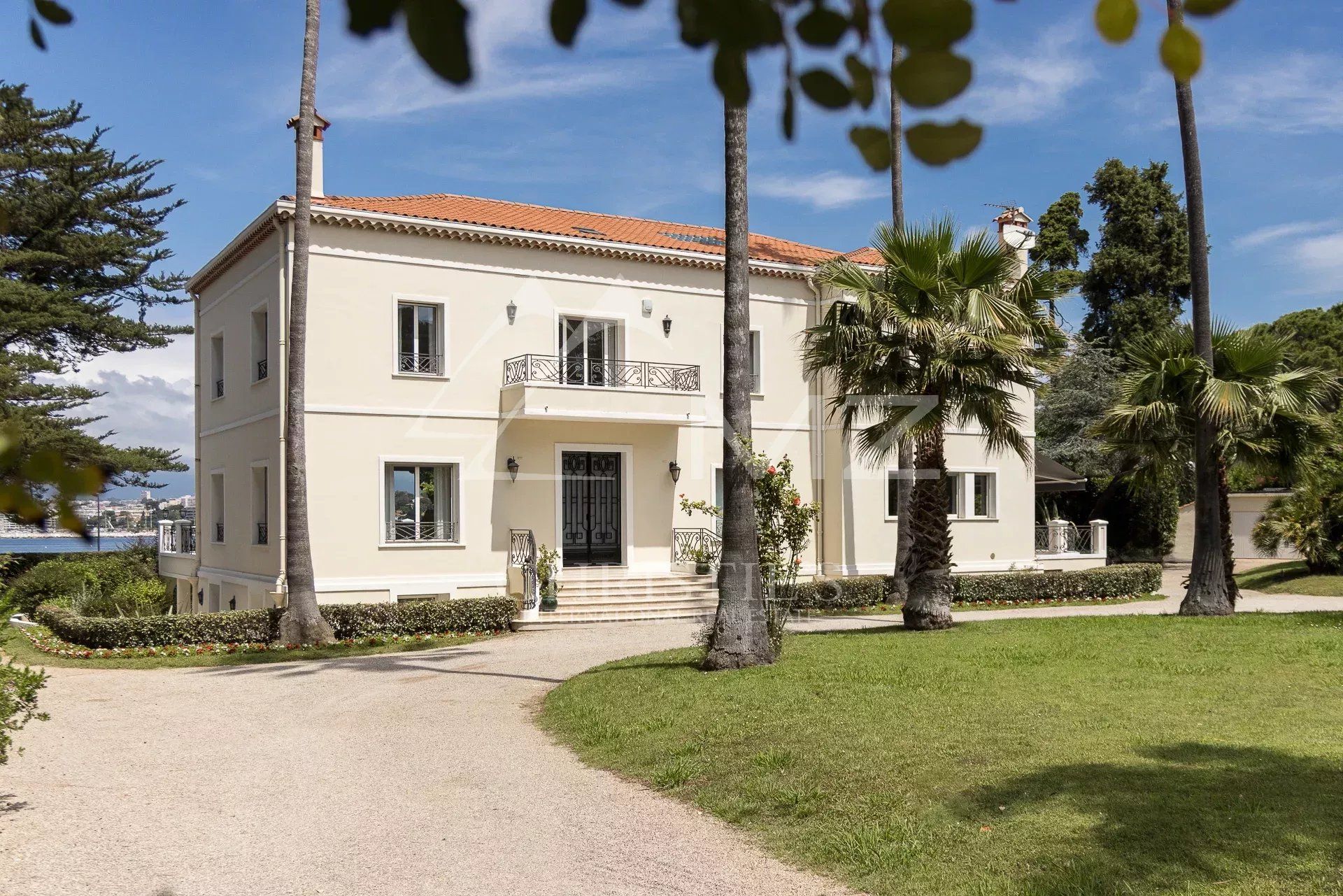 House in Antibes, Alpes-Maritimes 10763449