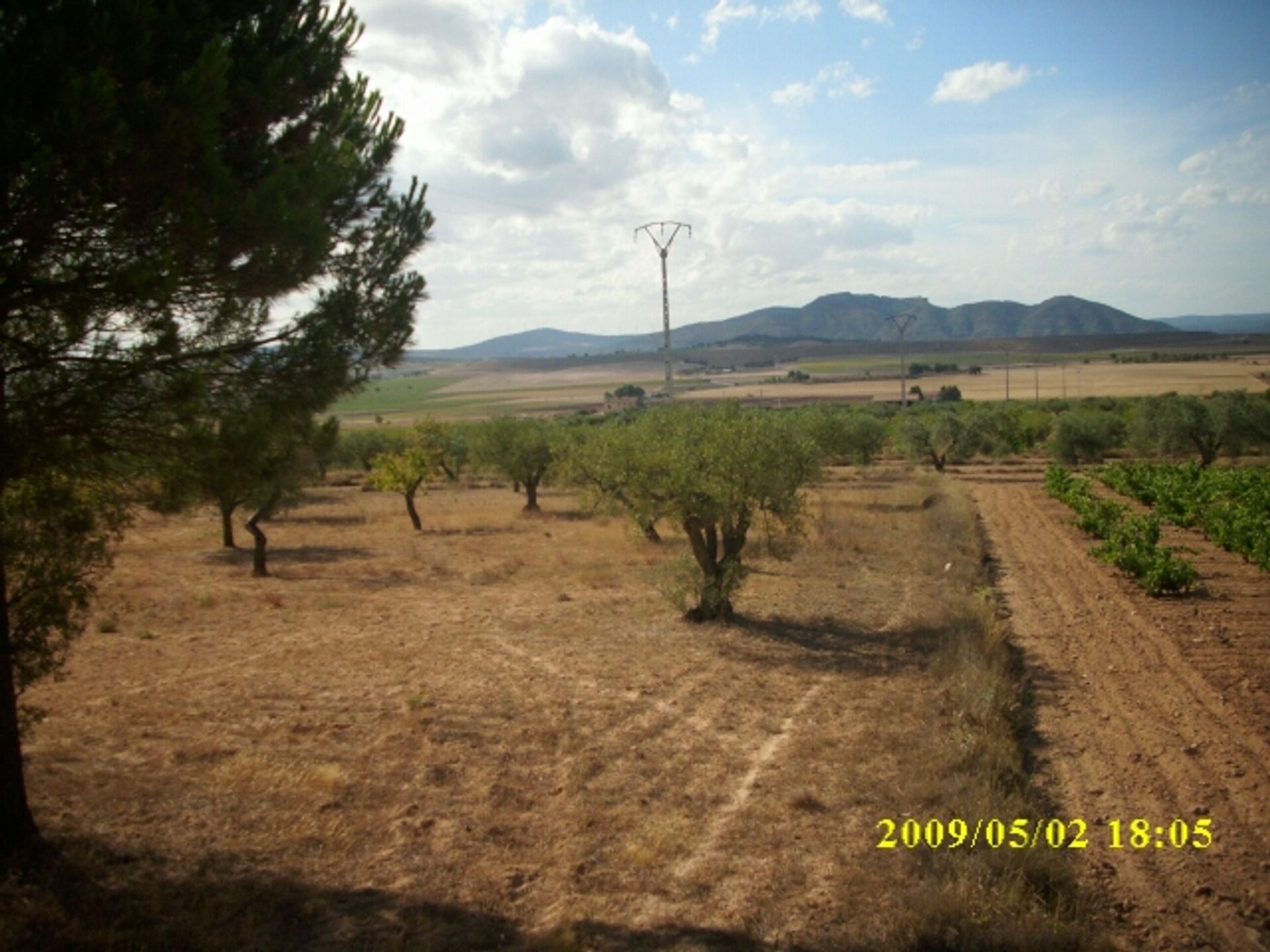 Land in Villena, Comunidad Valenciana 10763680