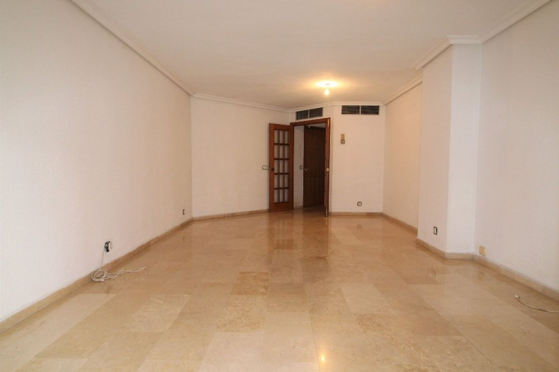 Condominium dans Alicante (Alacant), Comunidad Valenciana 10763727