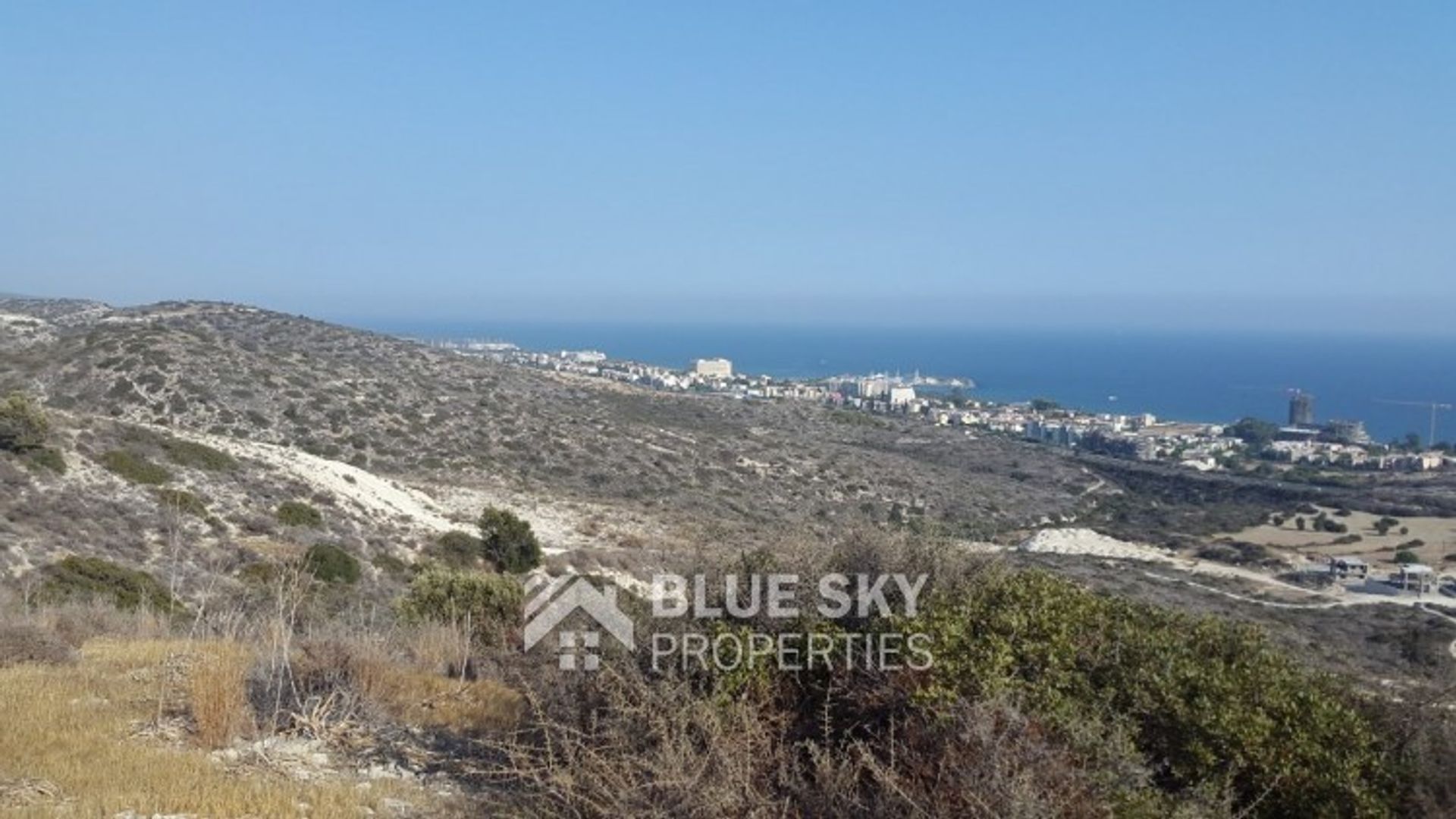 Land im Agios Tychon, Larnaka 10763933