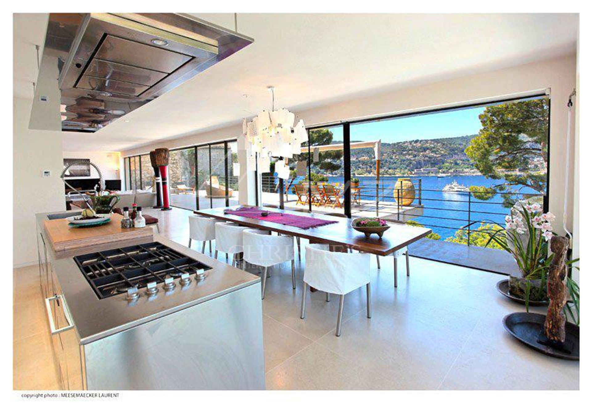 Huis in Saint-Jean-Cap-Ferrat, Provence-Alpes-Côte d'Azur 10764278