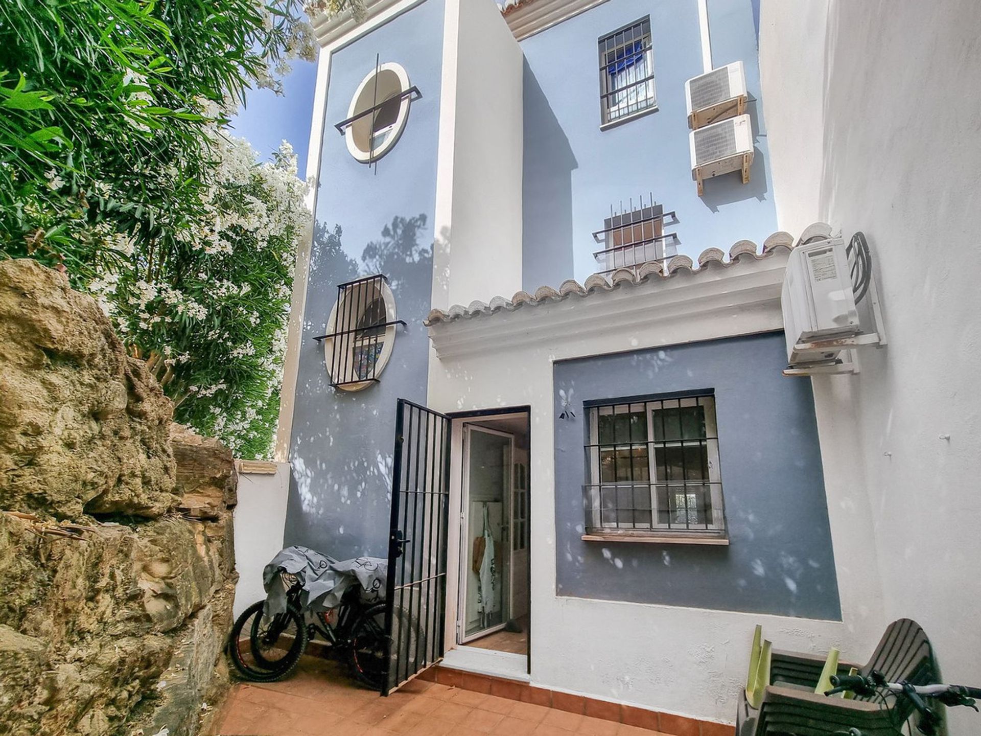 rumah dalam , Andalucía 10764878