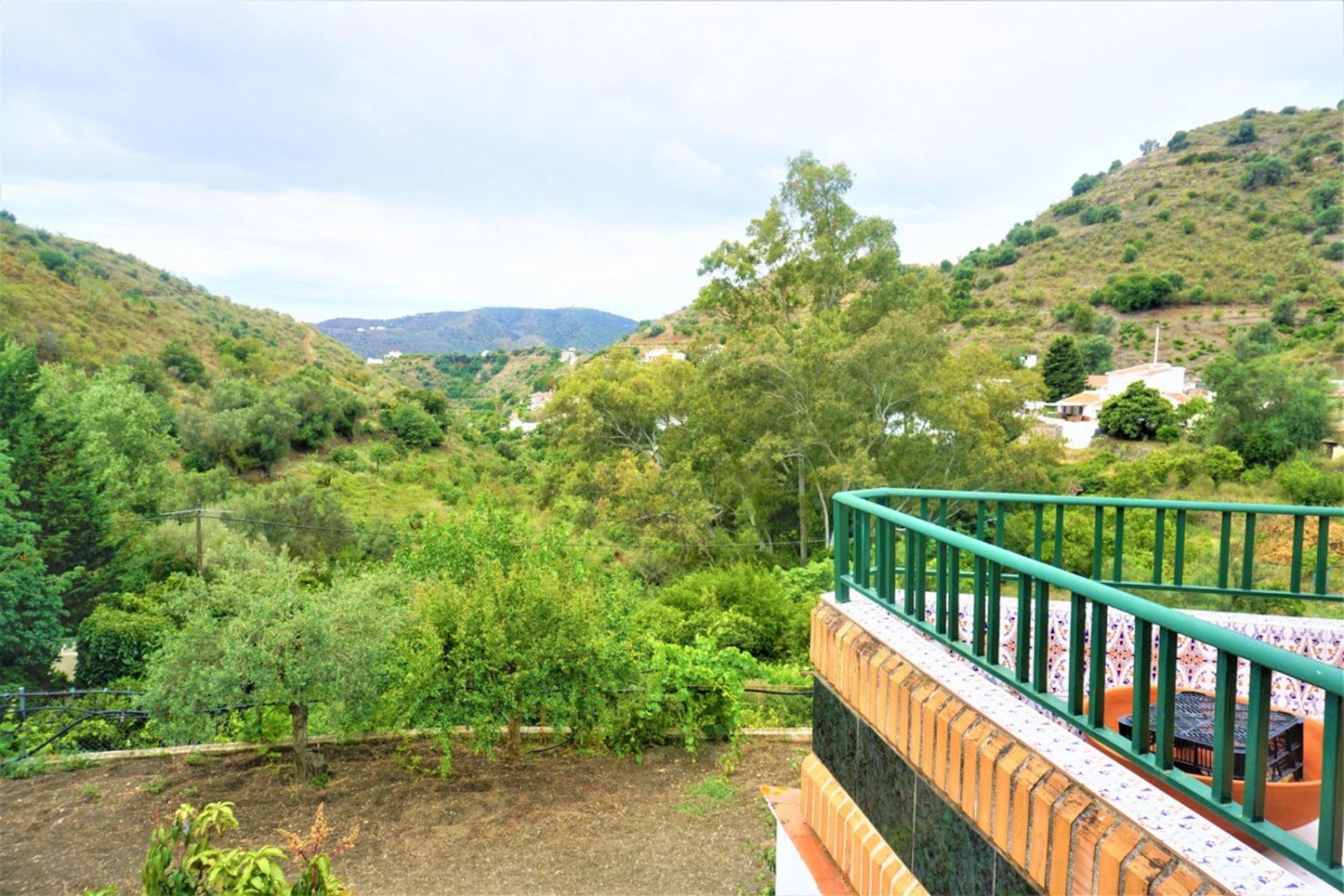 Haus im Canillas de Aceituno, Andalucía 10765155