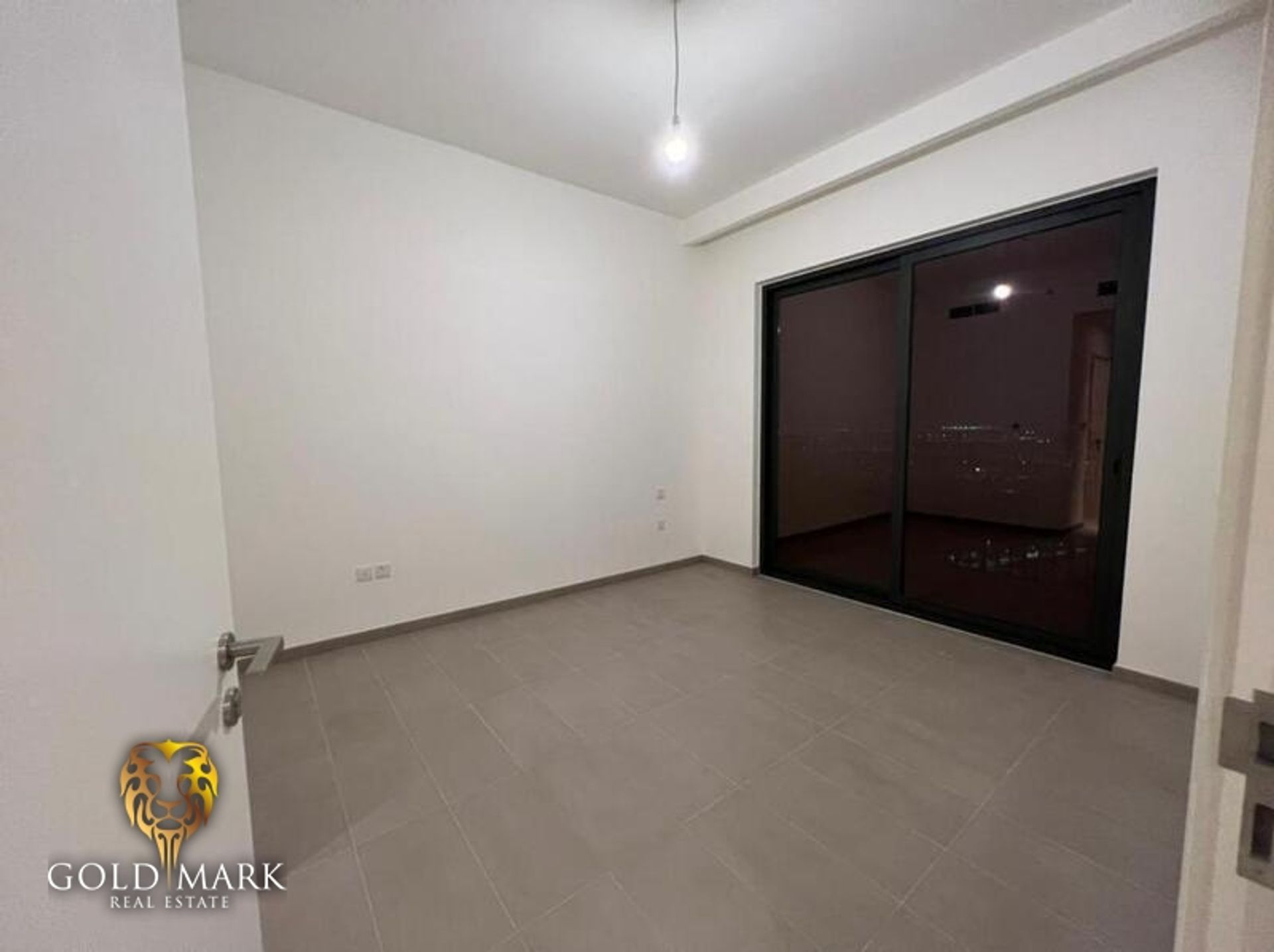 Condominio en Dubai, Dubai 10766104