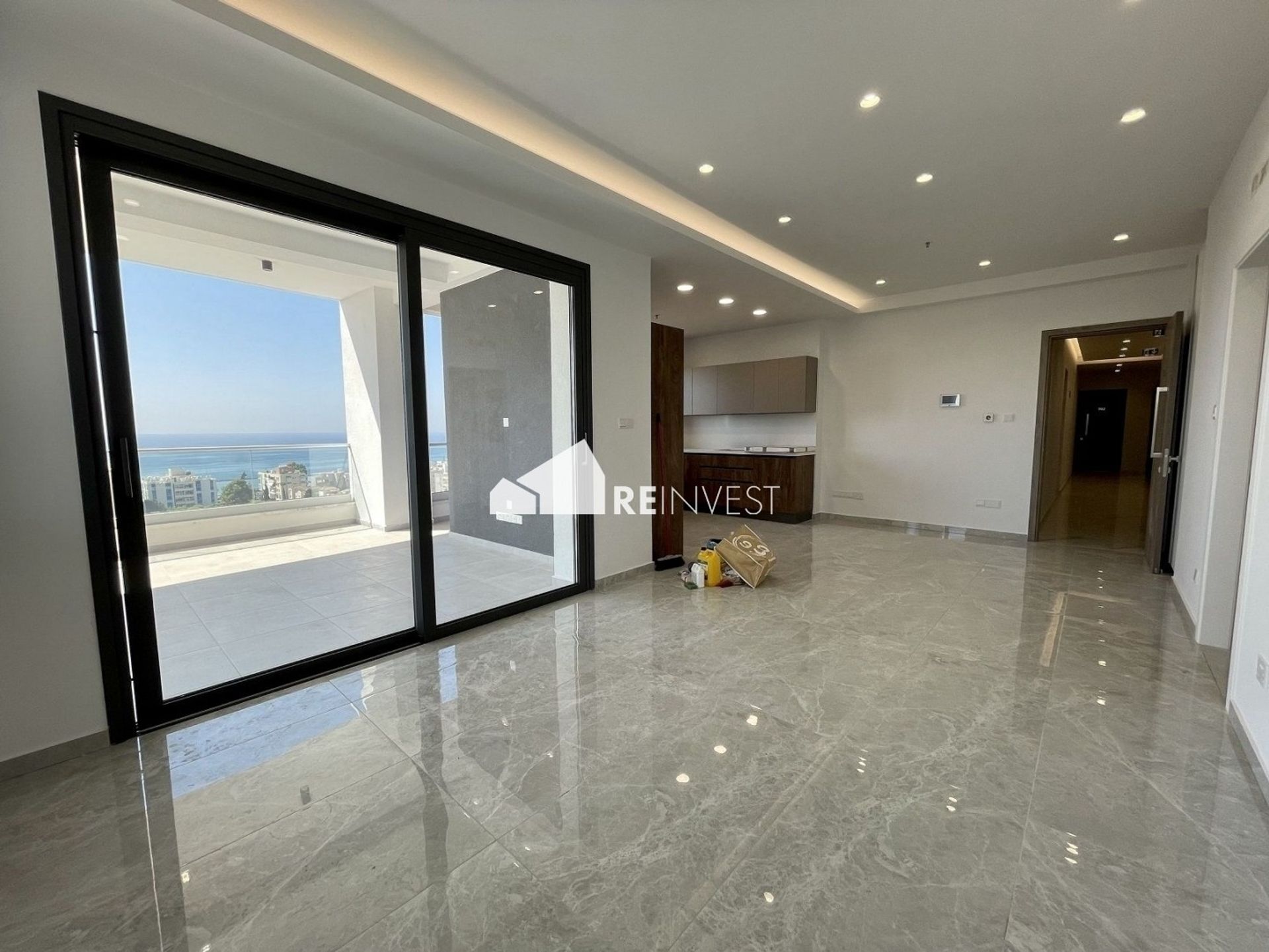 Condominium in Mouttagiaka, Limassol 10768339