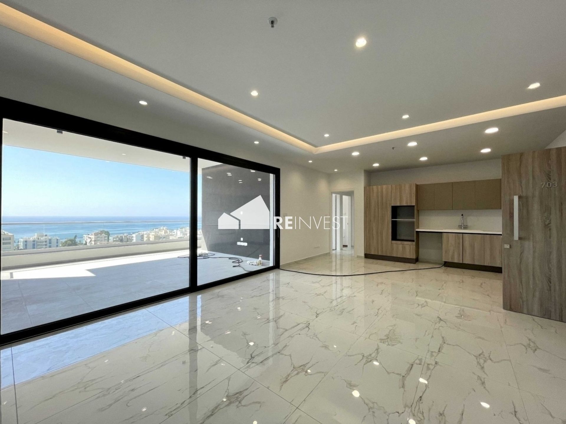 Condominium in Mouttagiaka, Limassol 10768342