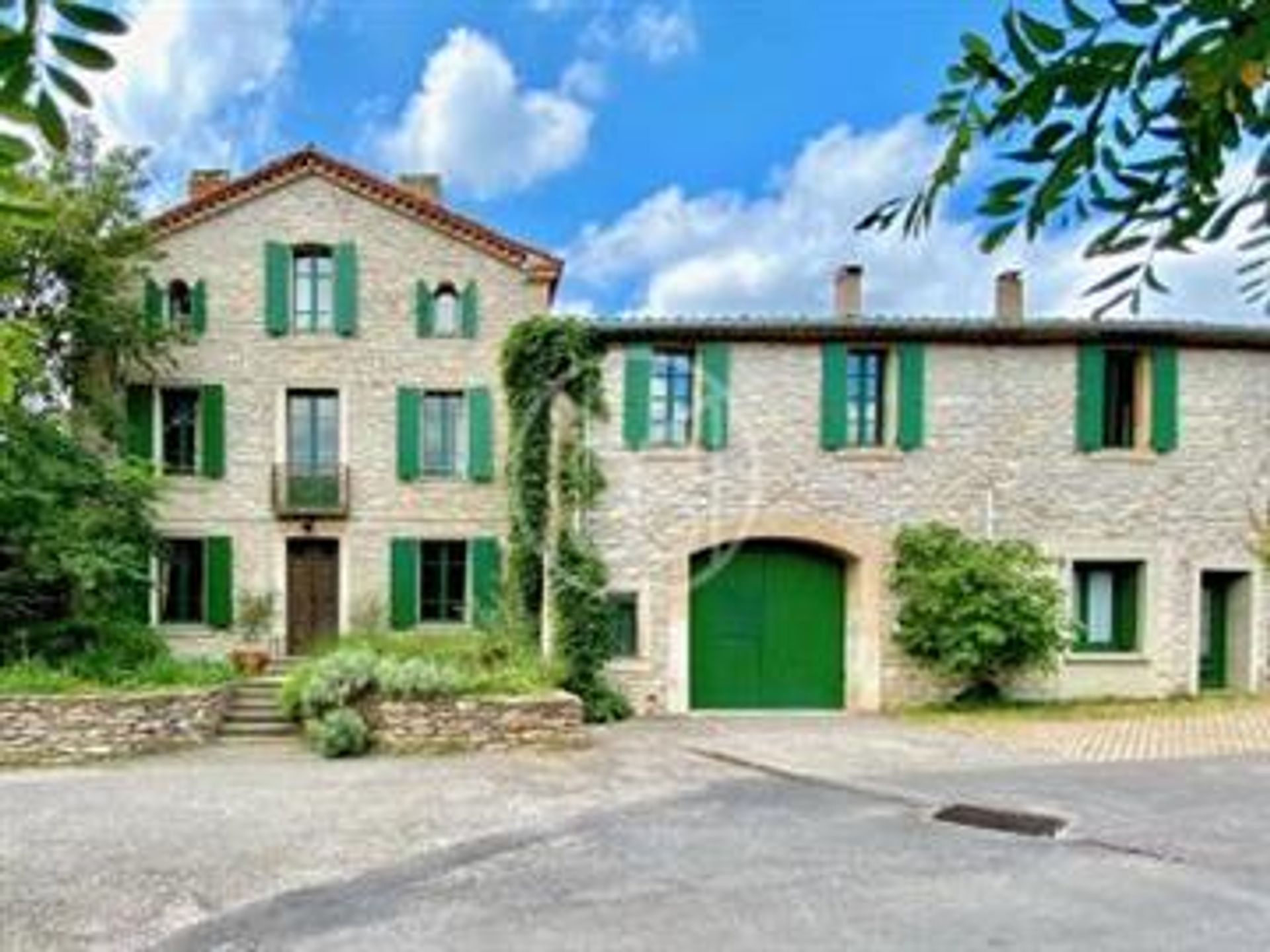 بيت في Villeneuve-les-Corbieres, Occitanie 10769198