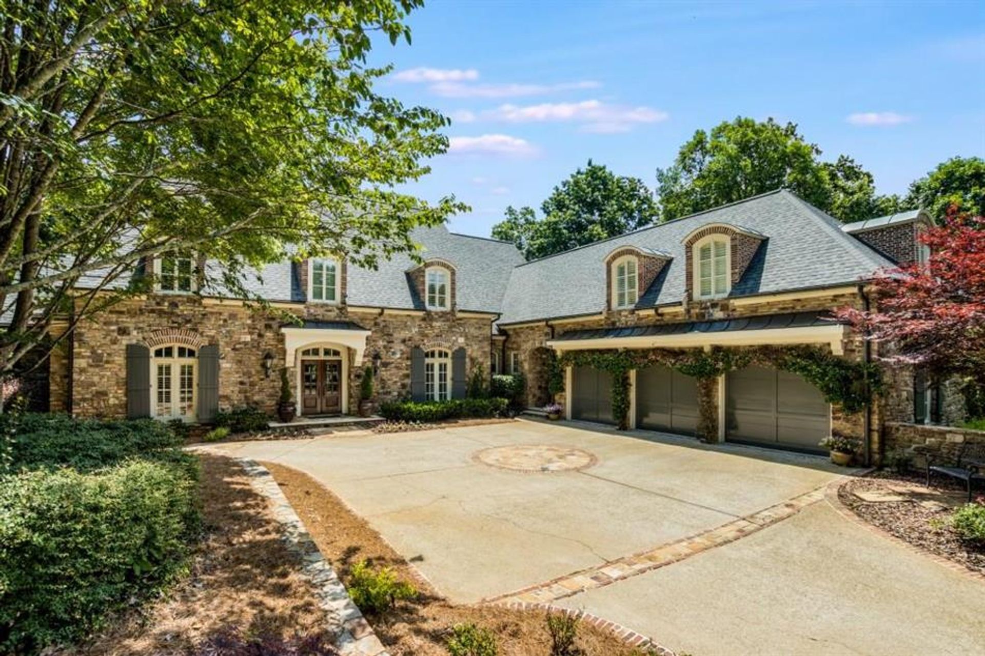 House in Mount Bethel, Georgia 10769682