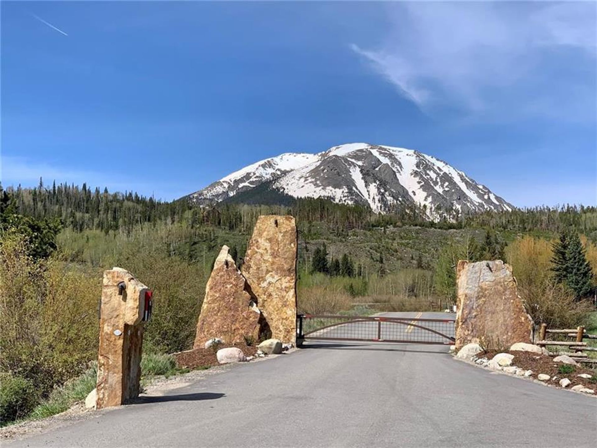 Tanah dalam Silverthorne, Colorado 10769963