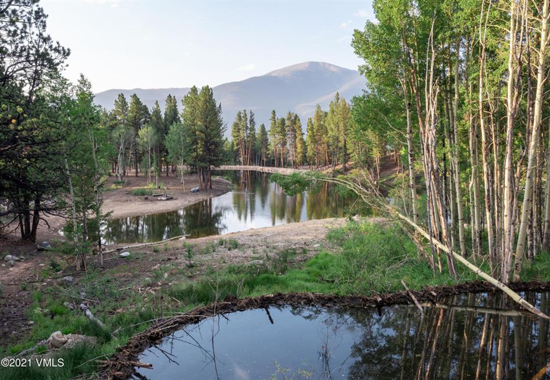 الأرض في Twin Lakes, Colorado 10770198