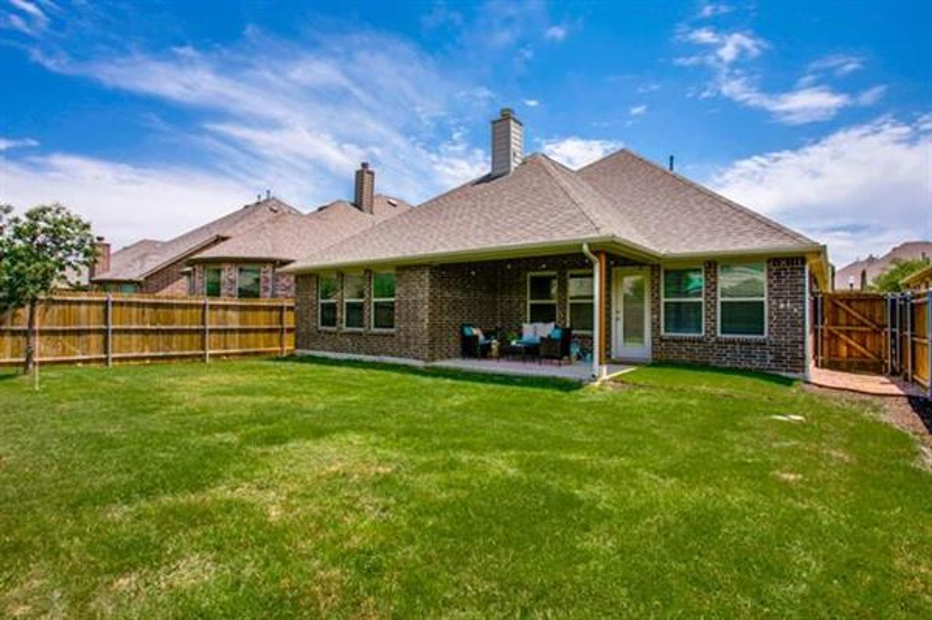 House in Keller, Texas 10771077