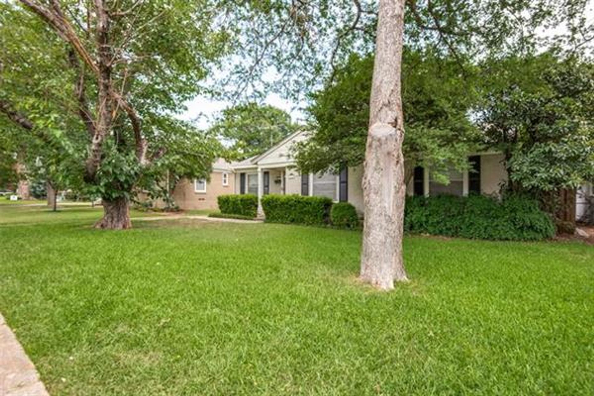 House in Meaders, Texas 10771174