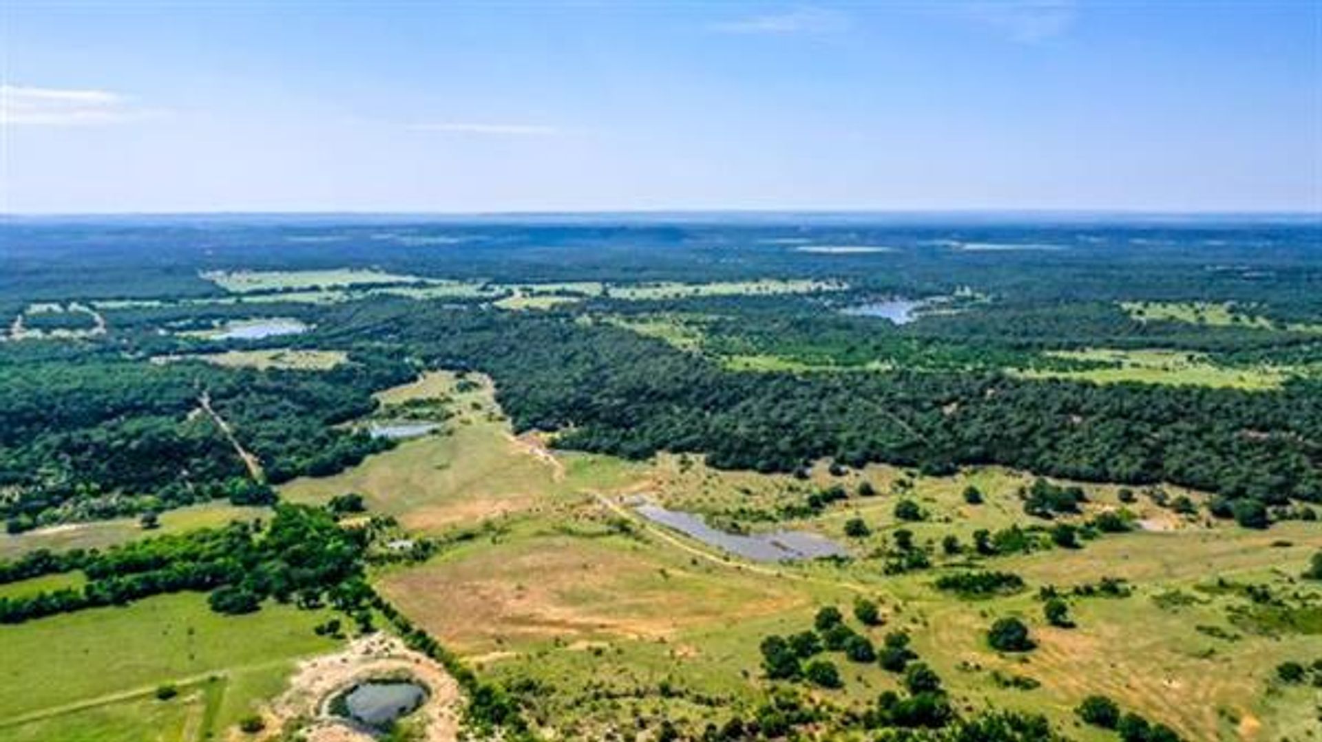 집 에 Mineral Wells, Texas 10771491