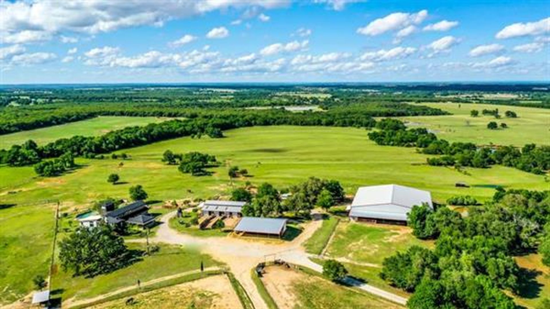 жилой дом в Poolville, Texas 10771520