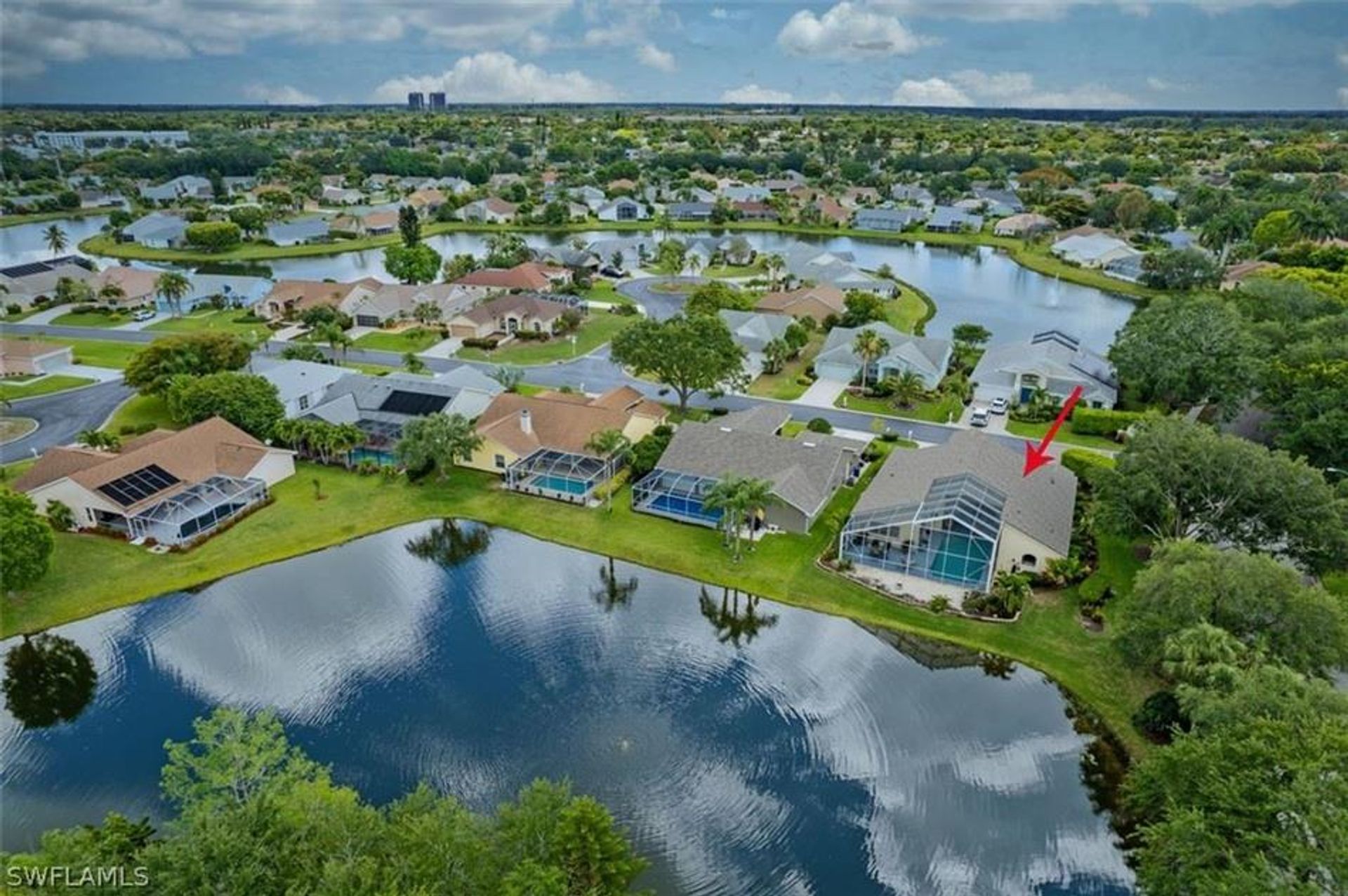 жилой дом в Cypress Lake, Florida 10771594