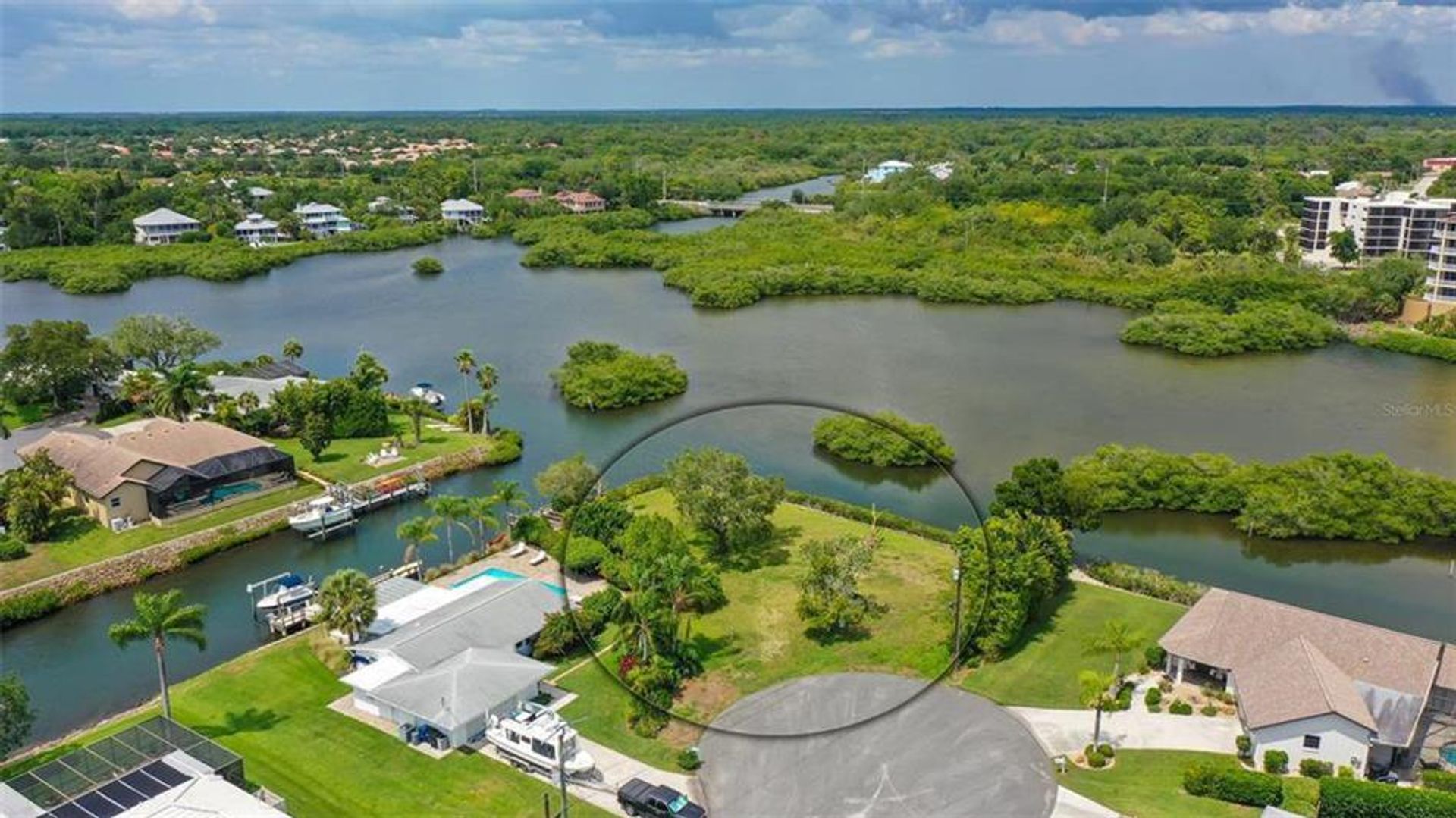 Land i Osprey, Florida 10771676