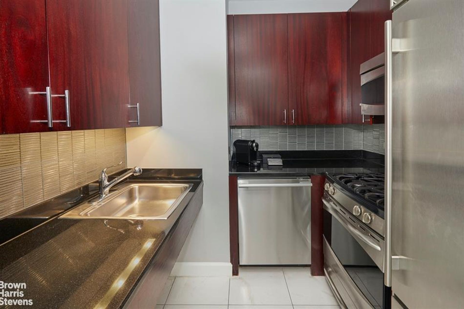 Condominium in Manhattan, New York 10772144