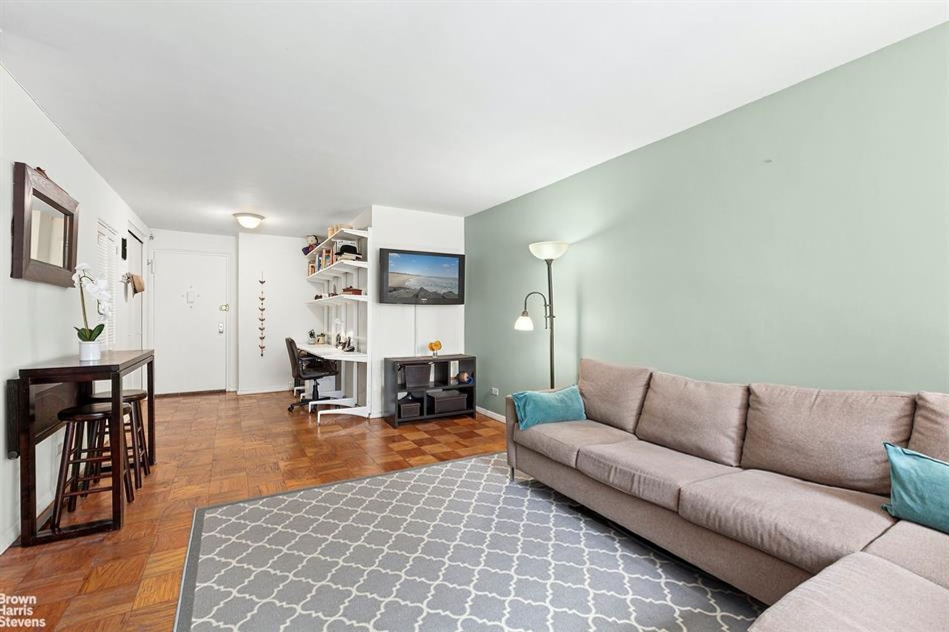 Condominium in Manhattan, New York 10772162