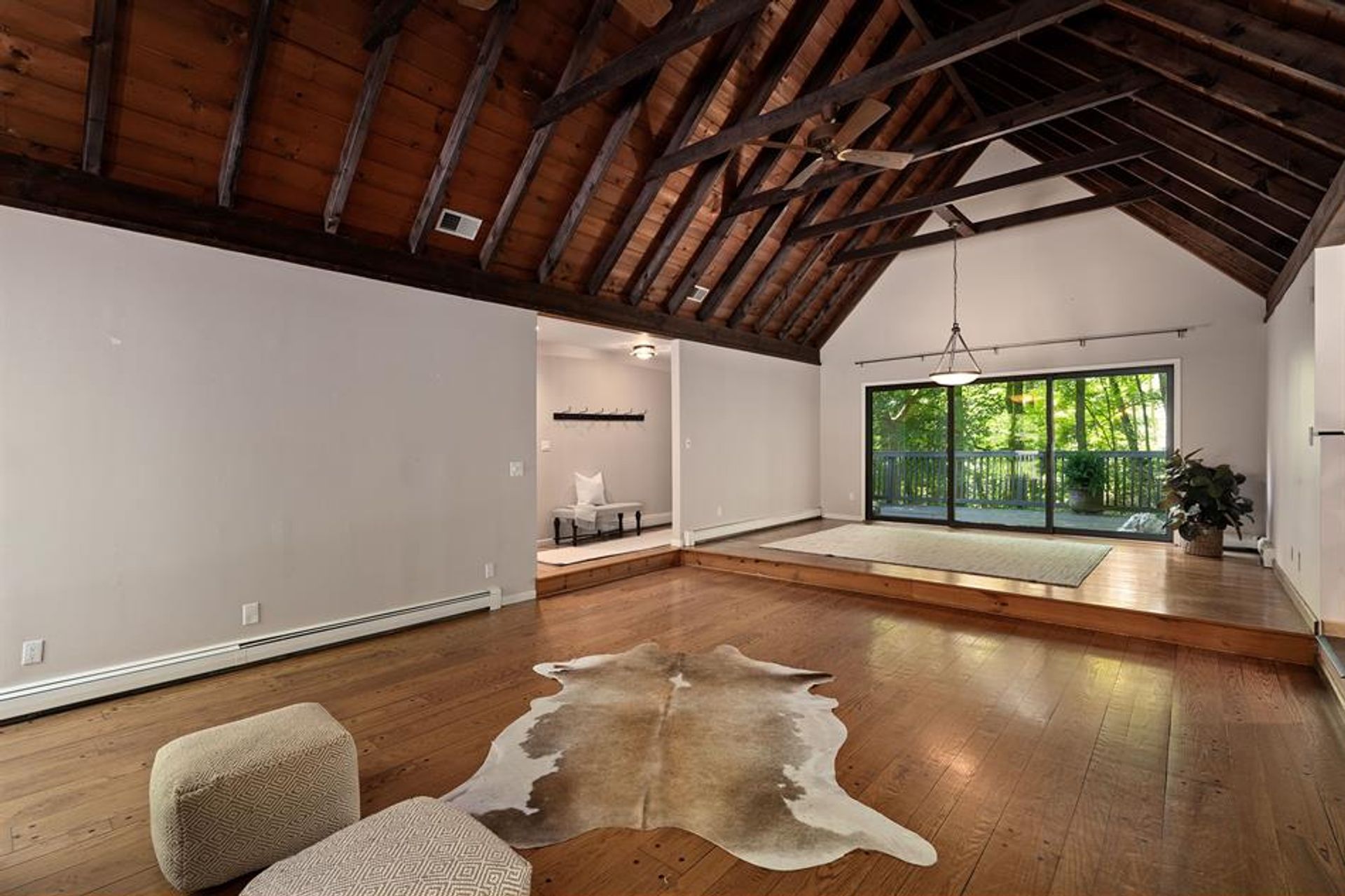 House in Pound Ridge, New York 10772212