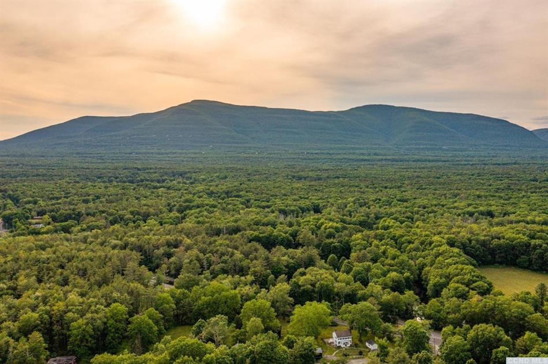 بيت في Saugerties, New York 10772243