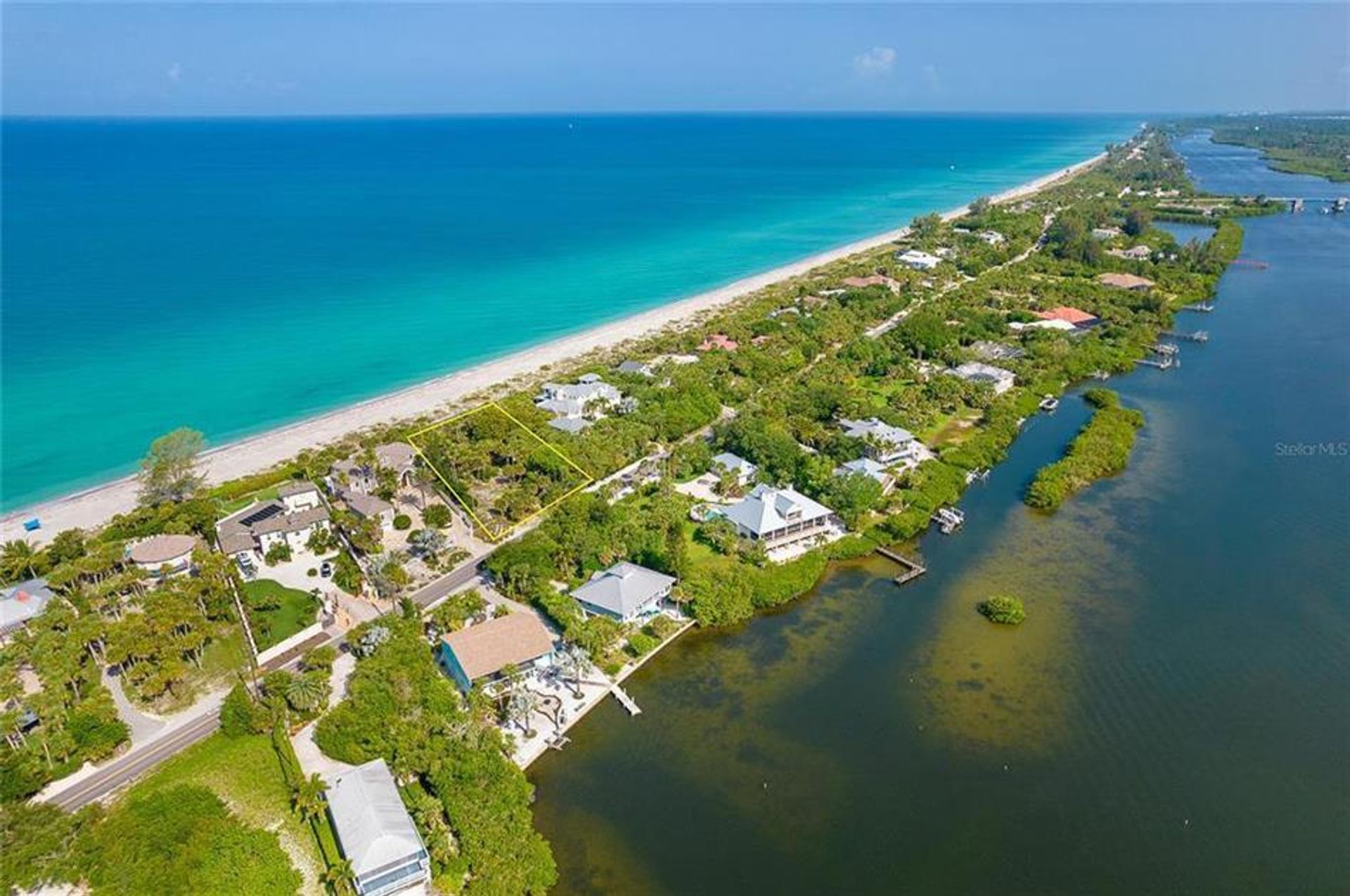 Sbarcare nel Spiaggia di Manasota, Florida 10772340