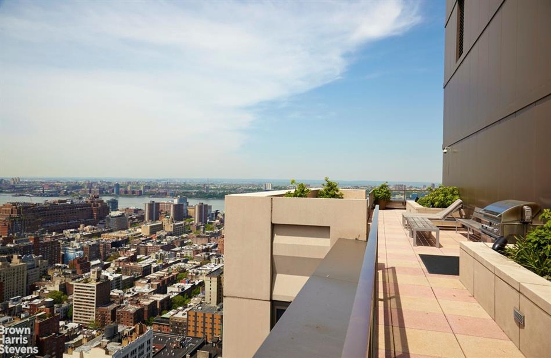 Condominium in New York, New York 10772438