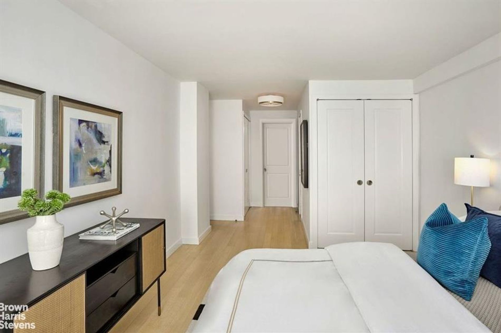 Condominium in New York, New York 10772537